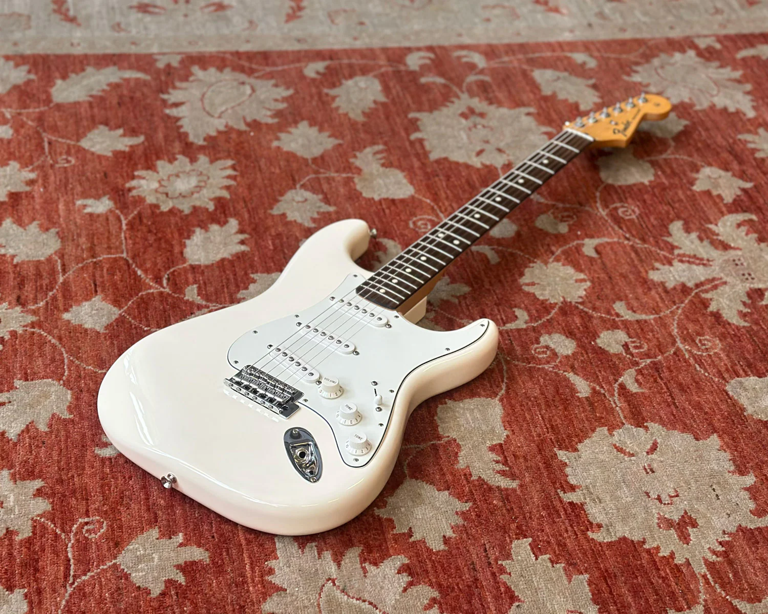 2012 Fender Standard Stratocaster - Arctic White - Image 6