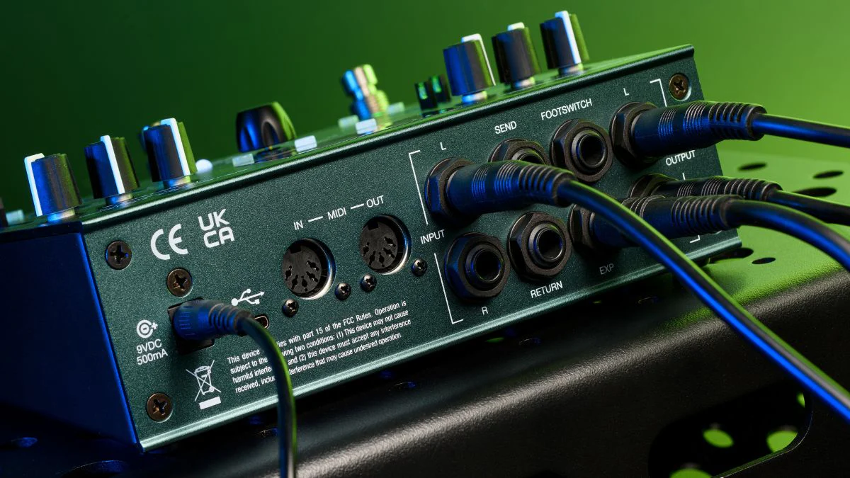 Electro Harmonix Oceans Abyss Reverb Pedal - Image 4