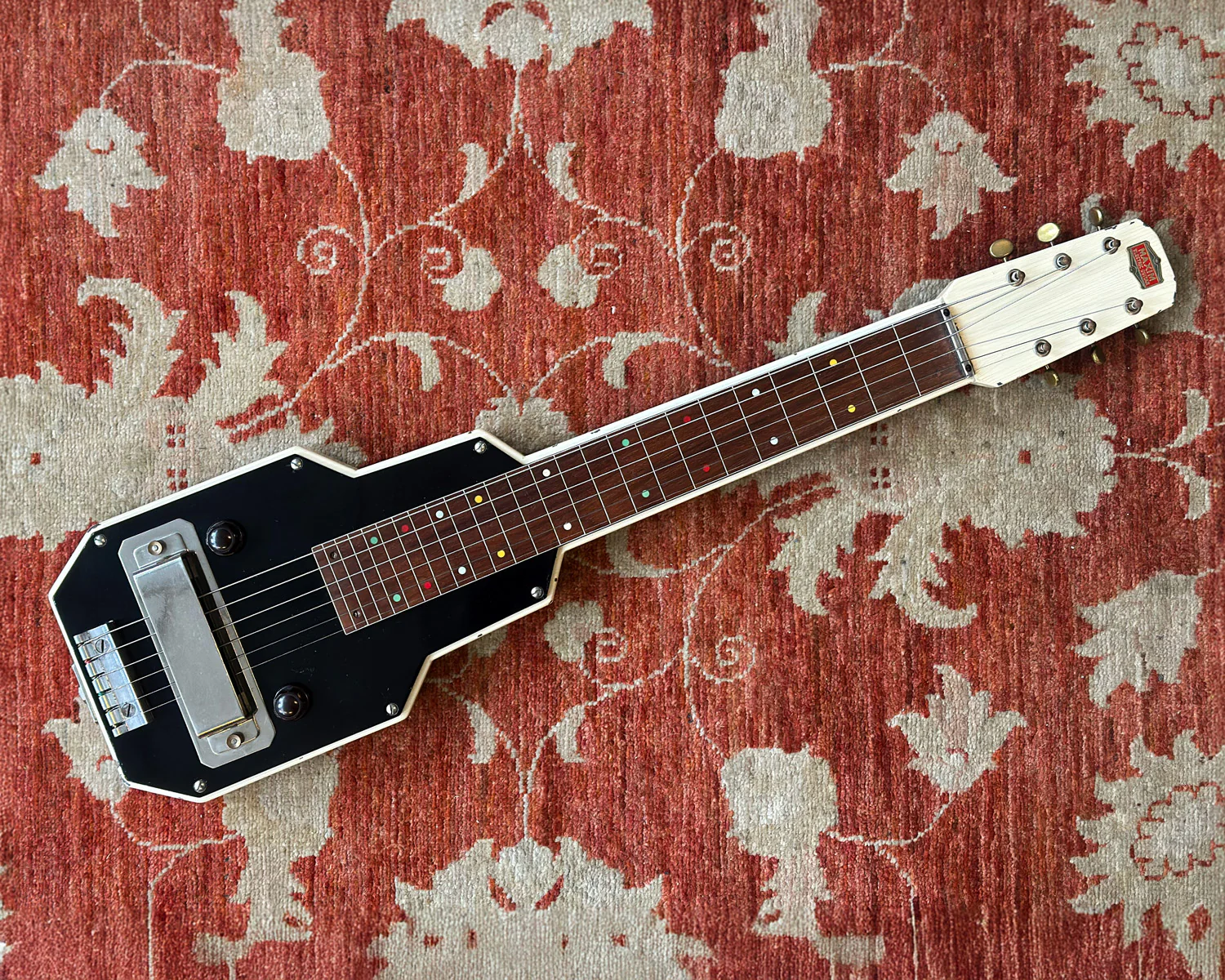 Maxim No2 Lap Steel