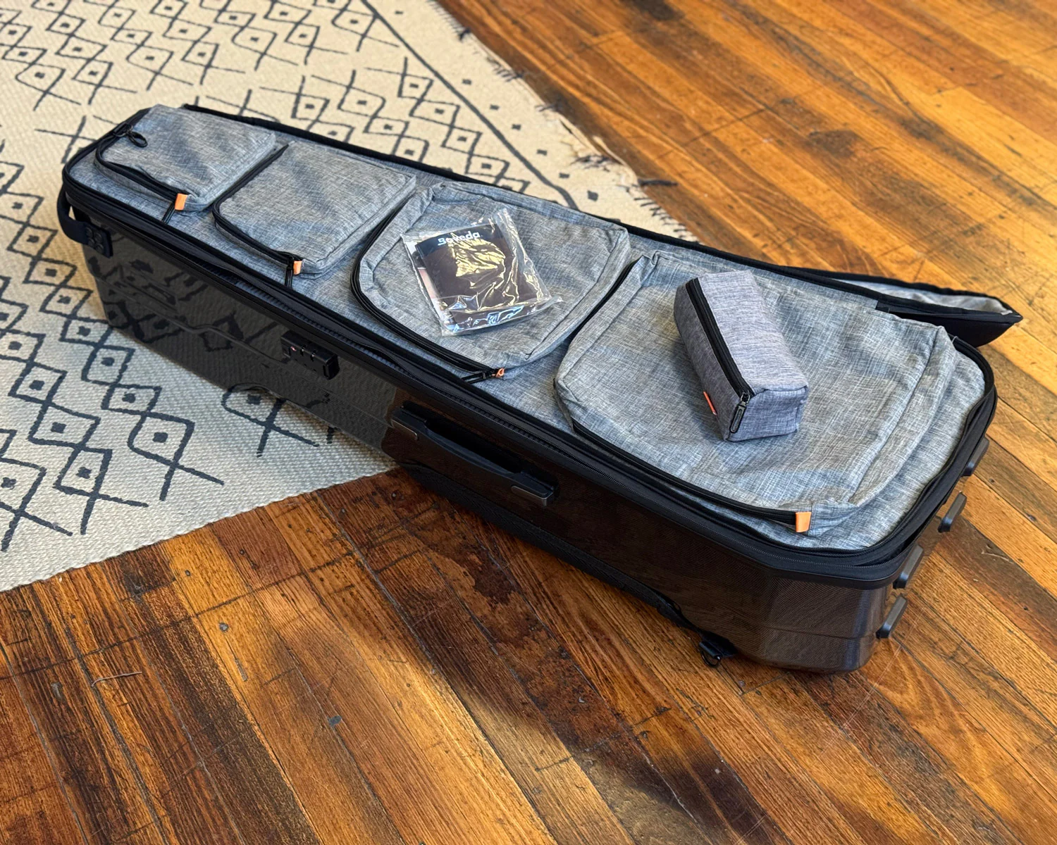Gruv Gear Kapsule Duo Electric Guitar Case - Image 4