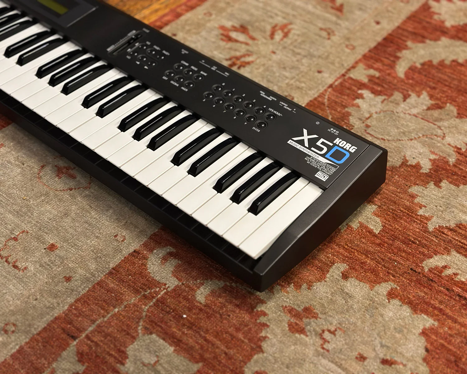 Korg X5D Digital Music Synthesizer - Image 4