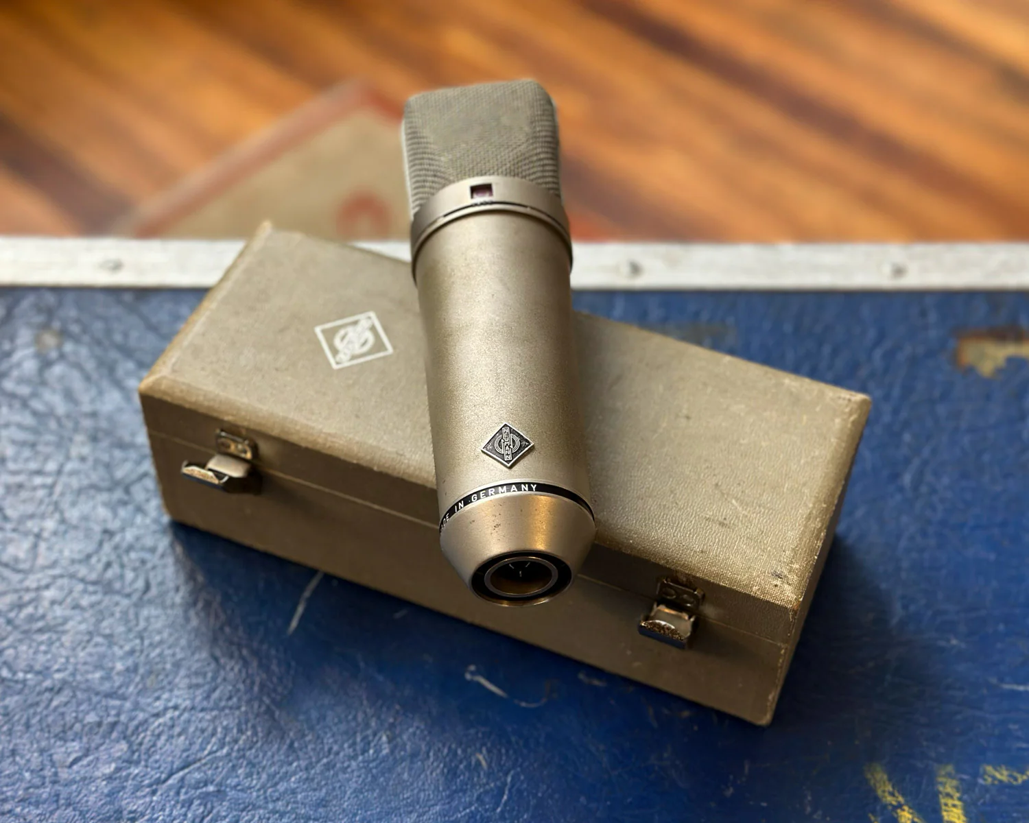 Original 1960s Neumann U77 - Serviced by Wagner - Image 3