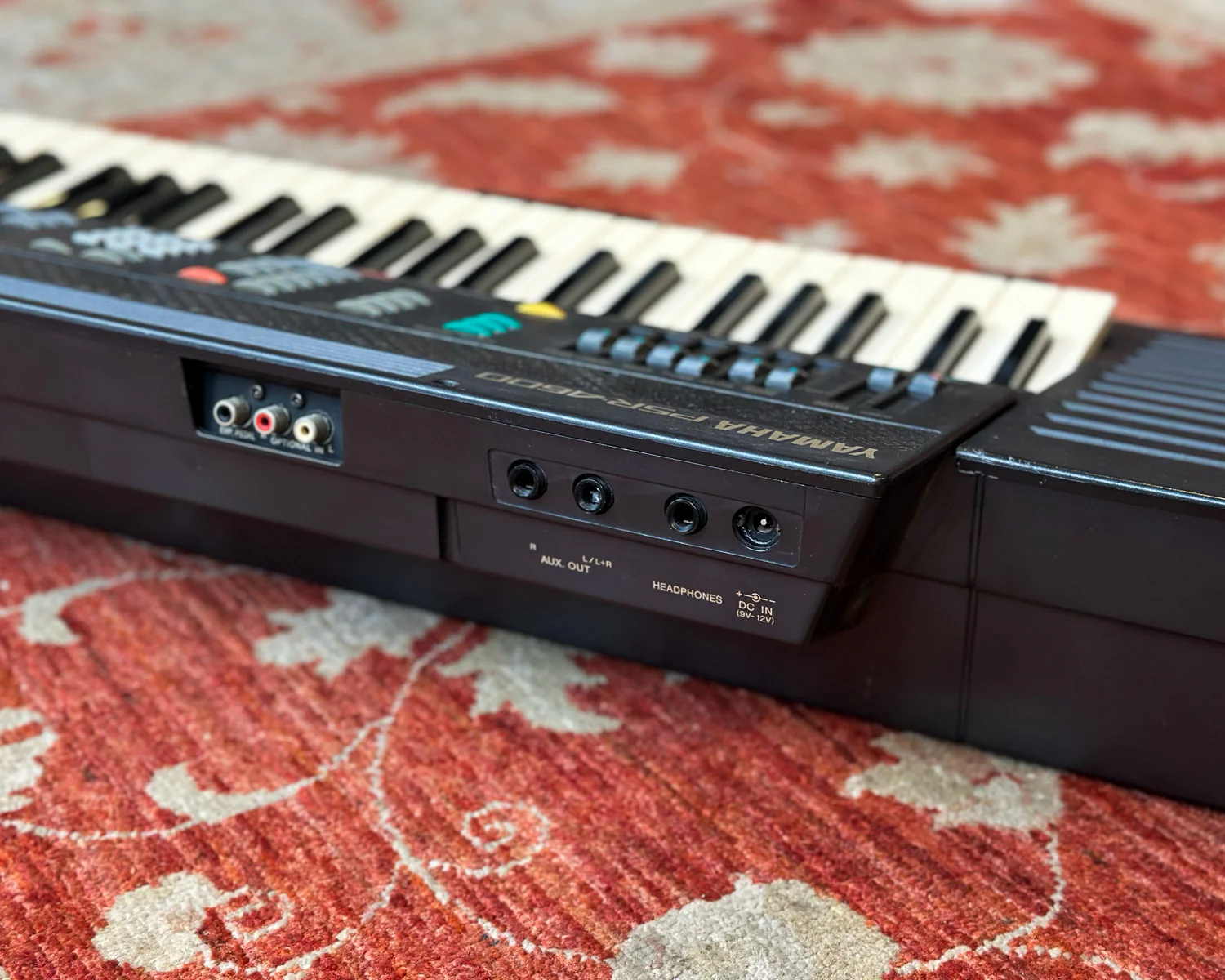 YAMAHA PSR-4600 Portatone Keyboard - Image 2