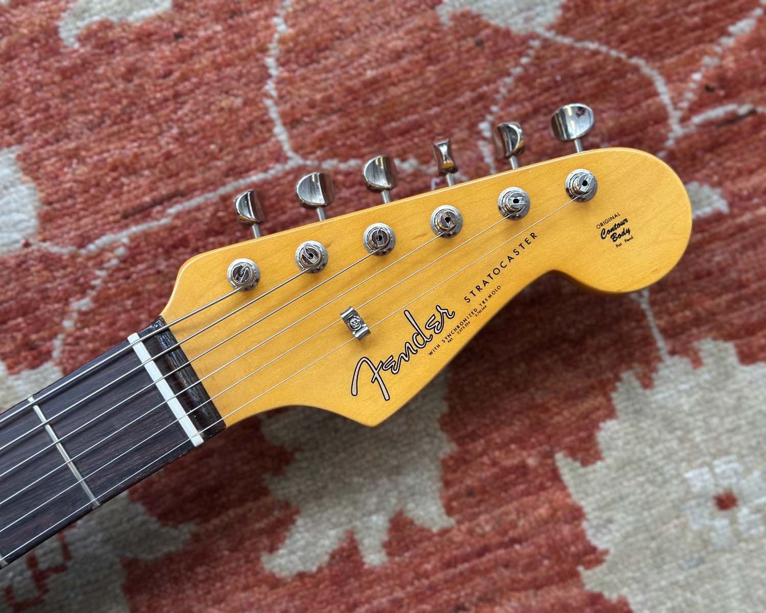 Limited Edition Fender American Vintage II '61 Stratocaster - Black - Image 2