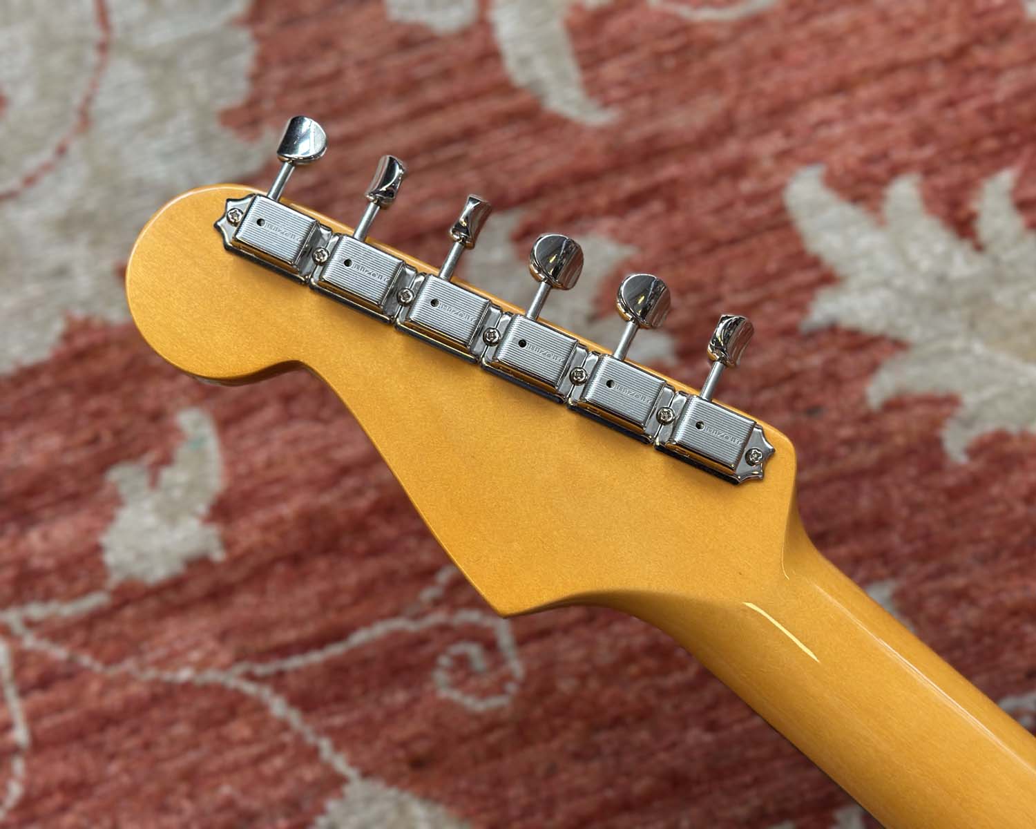 Limited Edition Fender American Vintage II '61 Stratocaster - Black - Image 5
