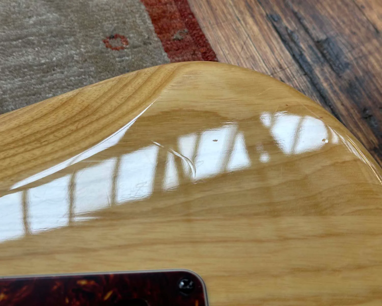 Fender FSR American Special Stratocaster HSS Ash w/Fender Case - Image 10