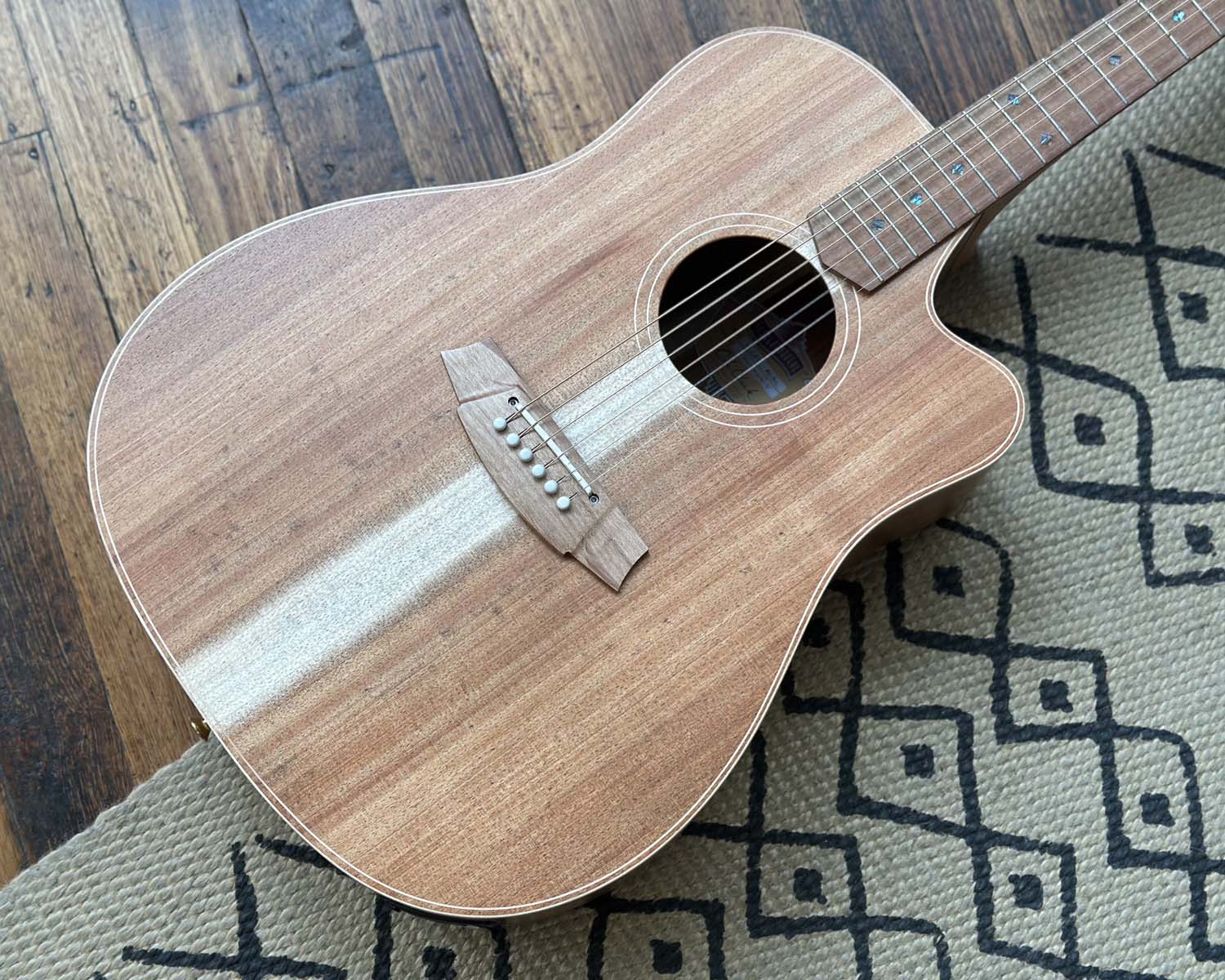 Cole Clark FL2EC-BLBL Acoustic Guitar