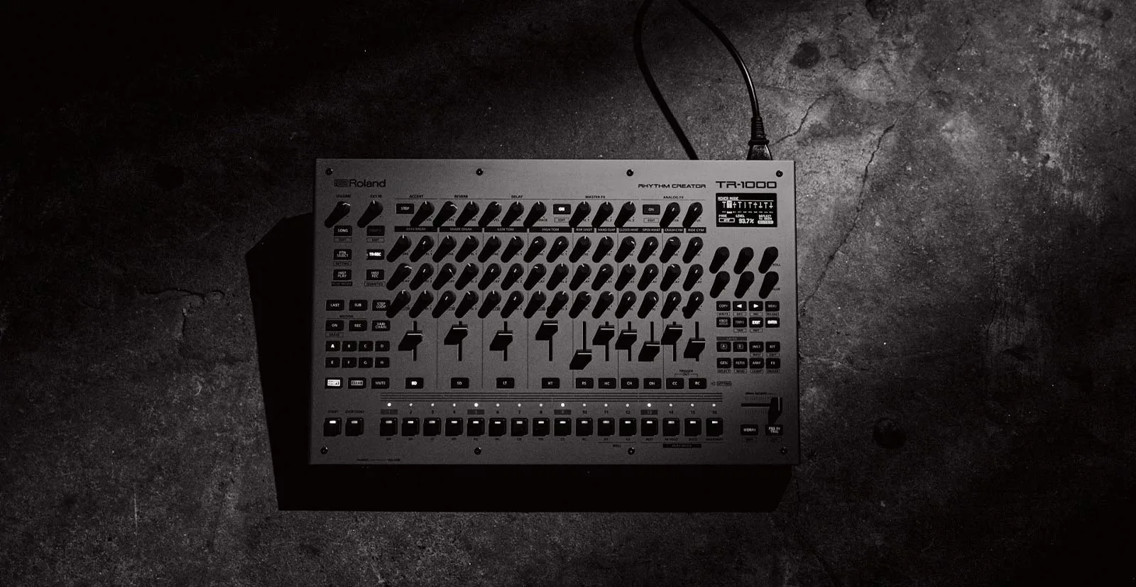 Roland TR-1000 Rhythm Creator Analogue Drum Machine - Image 12