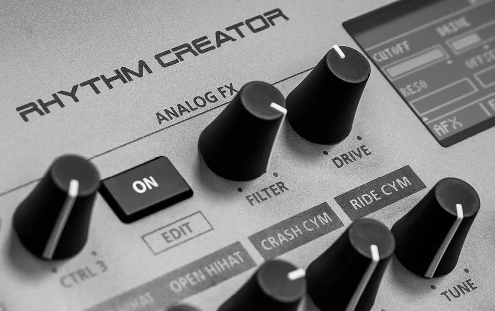 Roland TR-1000 Rhythm Creator Analogue Drum Machine - Image 17