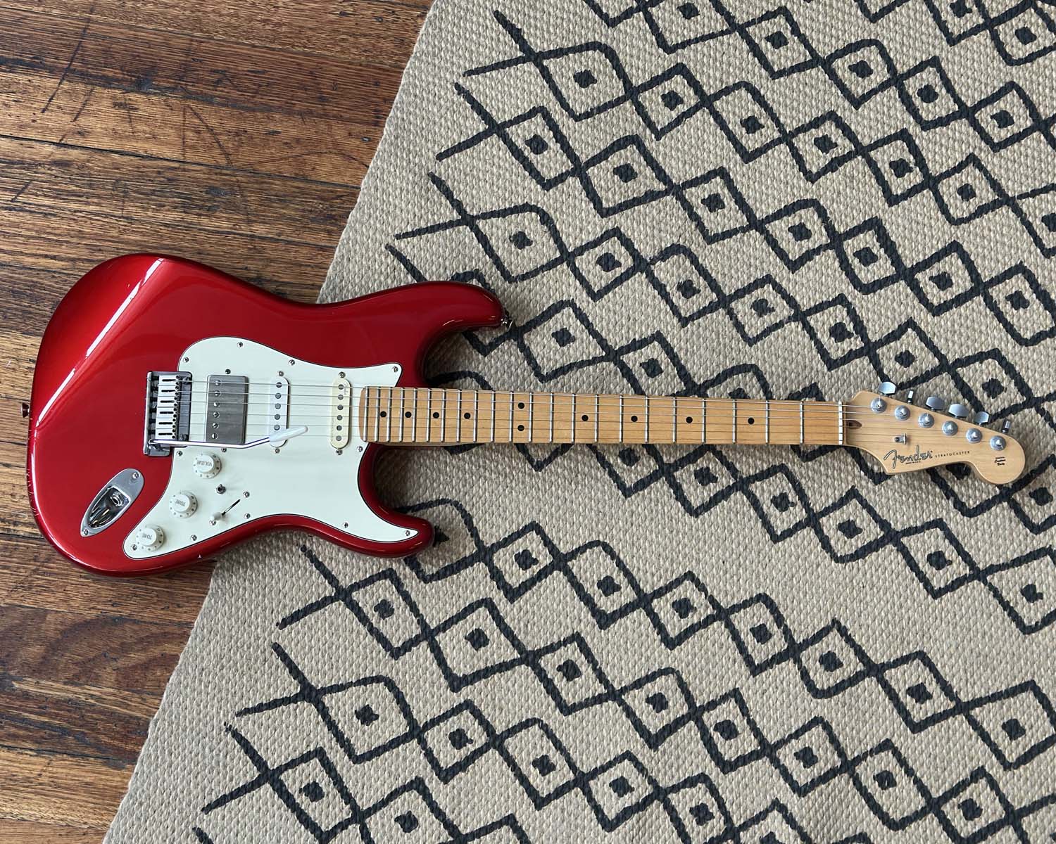 2006 Fender American Standard Stratocaster w/ OHSC - Suhr Pete Thorn/Noiseless pickups - Image 3