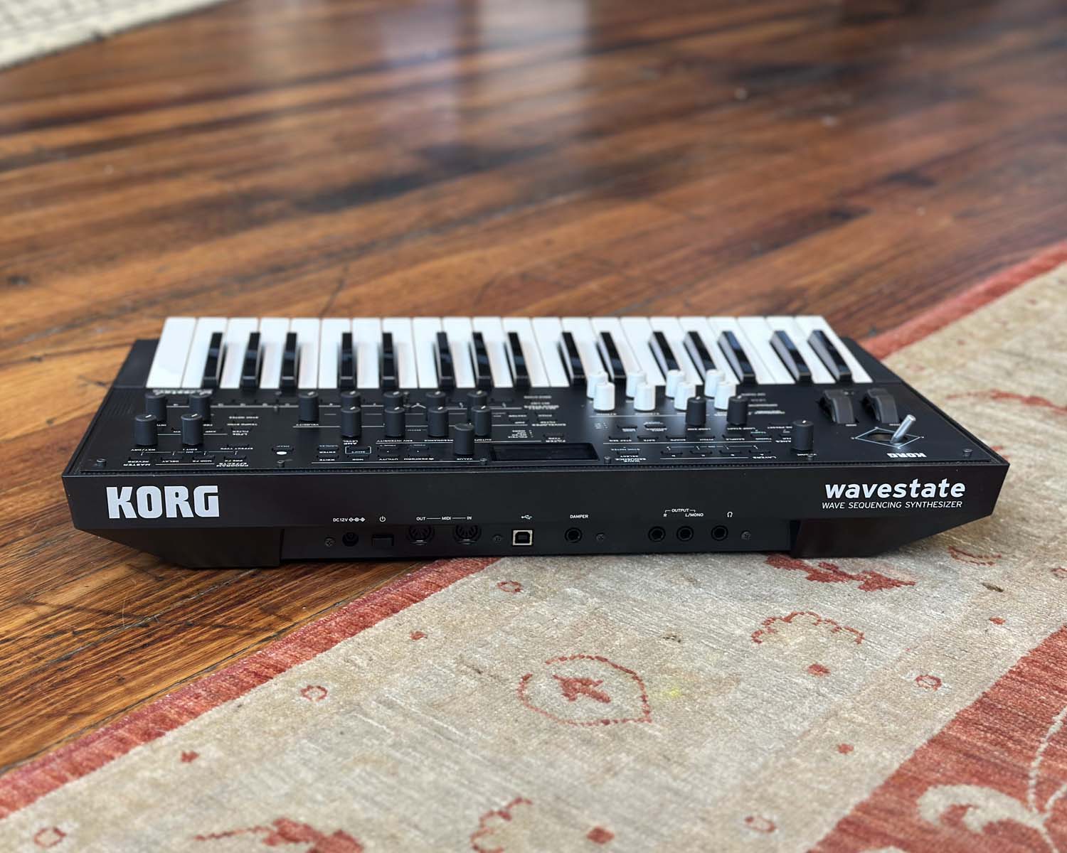 KORG Wavestate Sequencing Synthesiser - Image 4