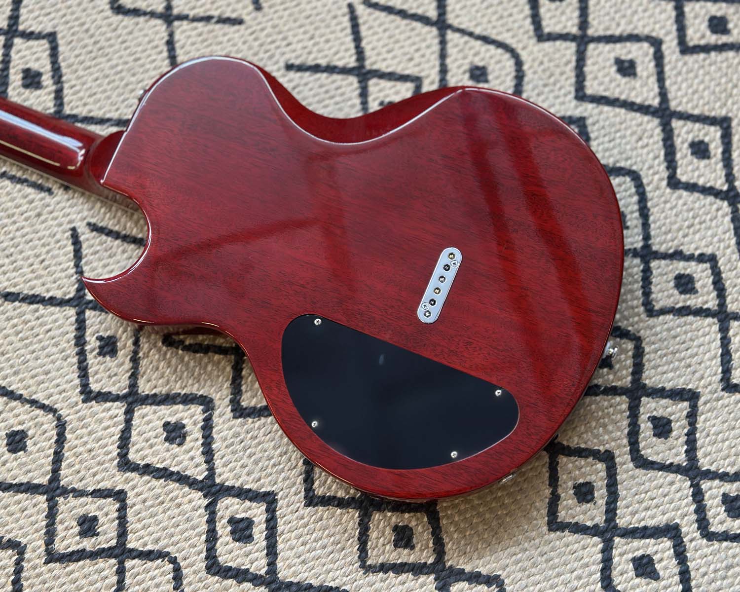 First Act Custom Shop Lola - Image 4