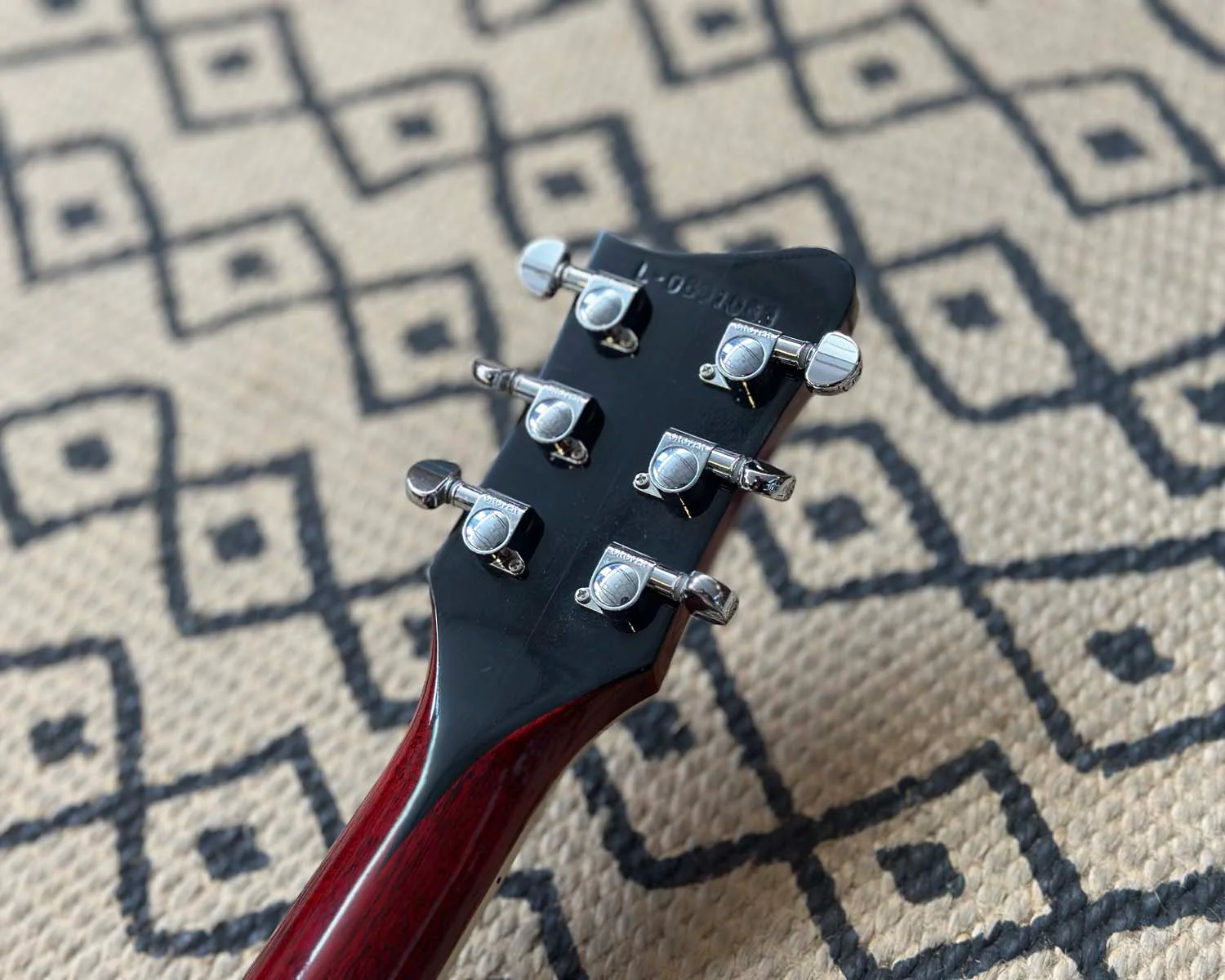 First Act Custom Shop Lola - Image 5