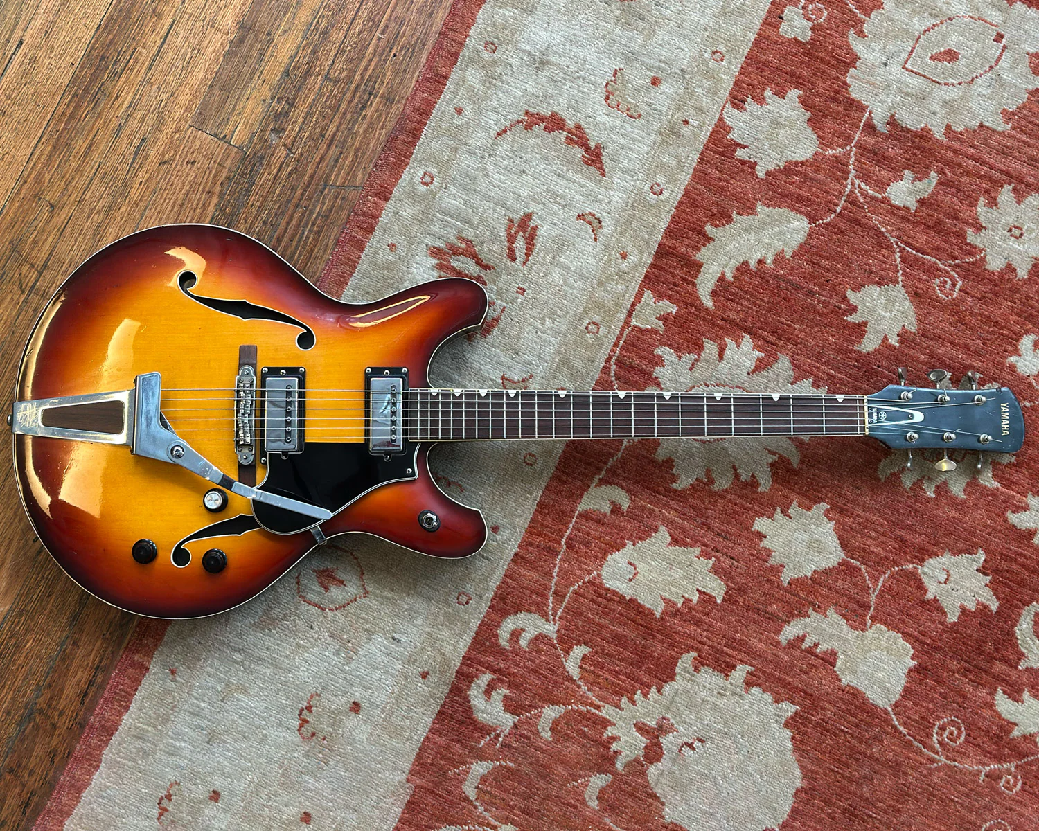 YAMAHA SA-30T Semi-Hollow - Image 3