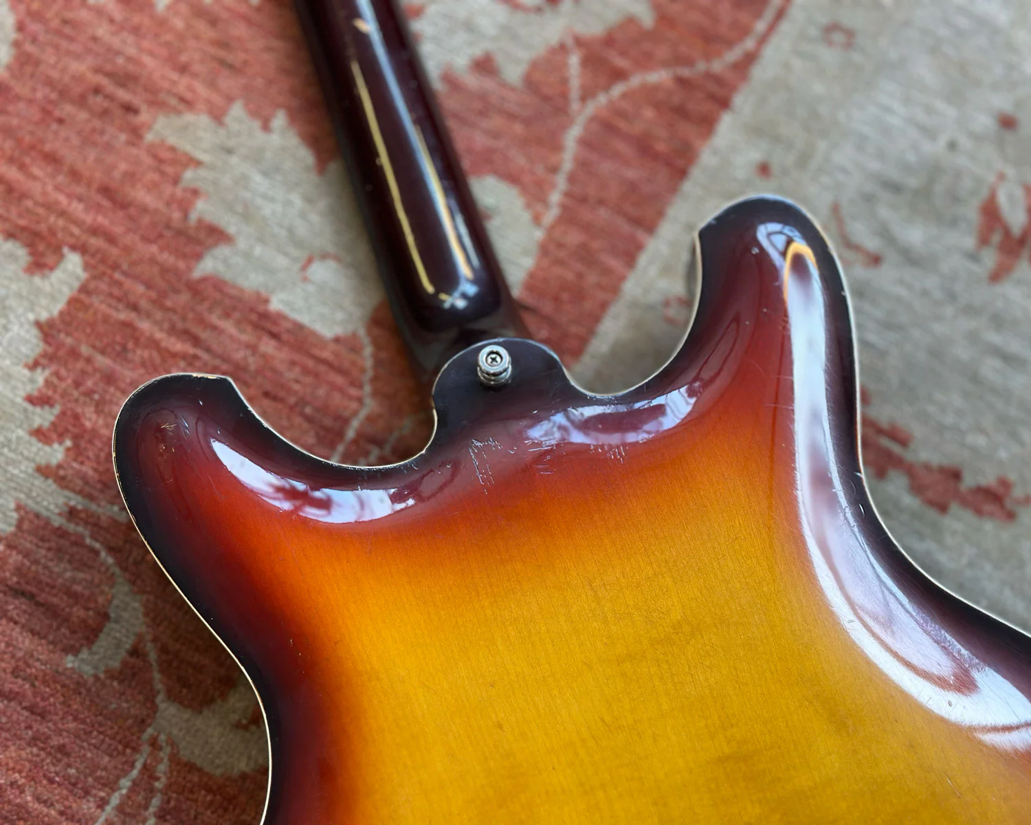 YAMAHA SA-30T Semi-Hollow - Image 9