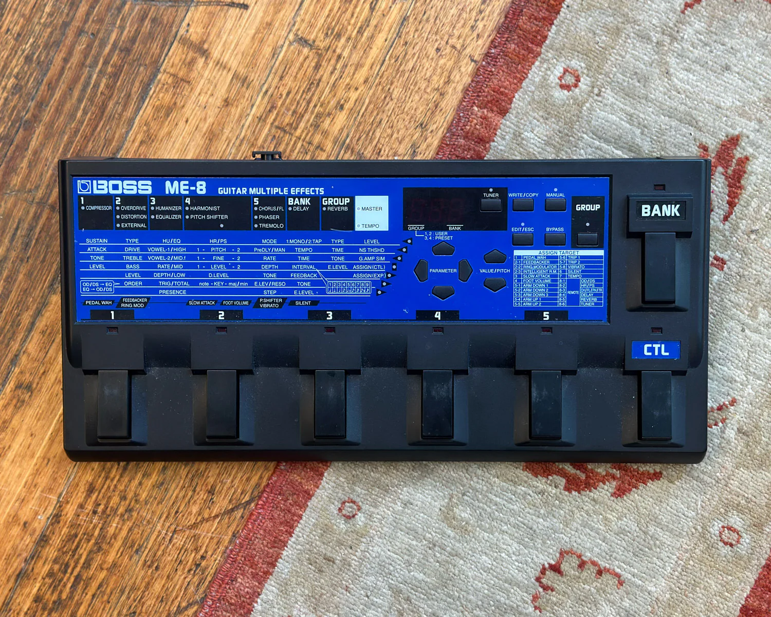 BOSS ME-8 Multi-Effects Pedal