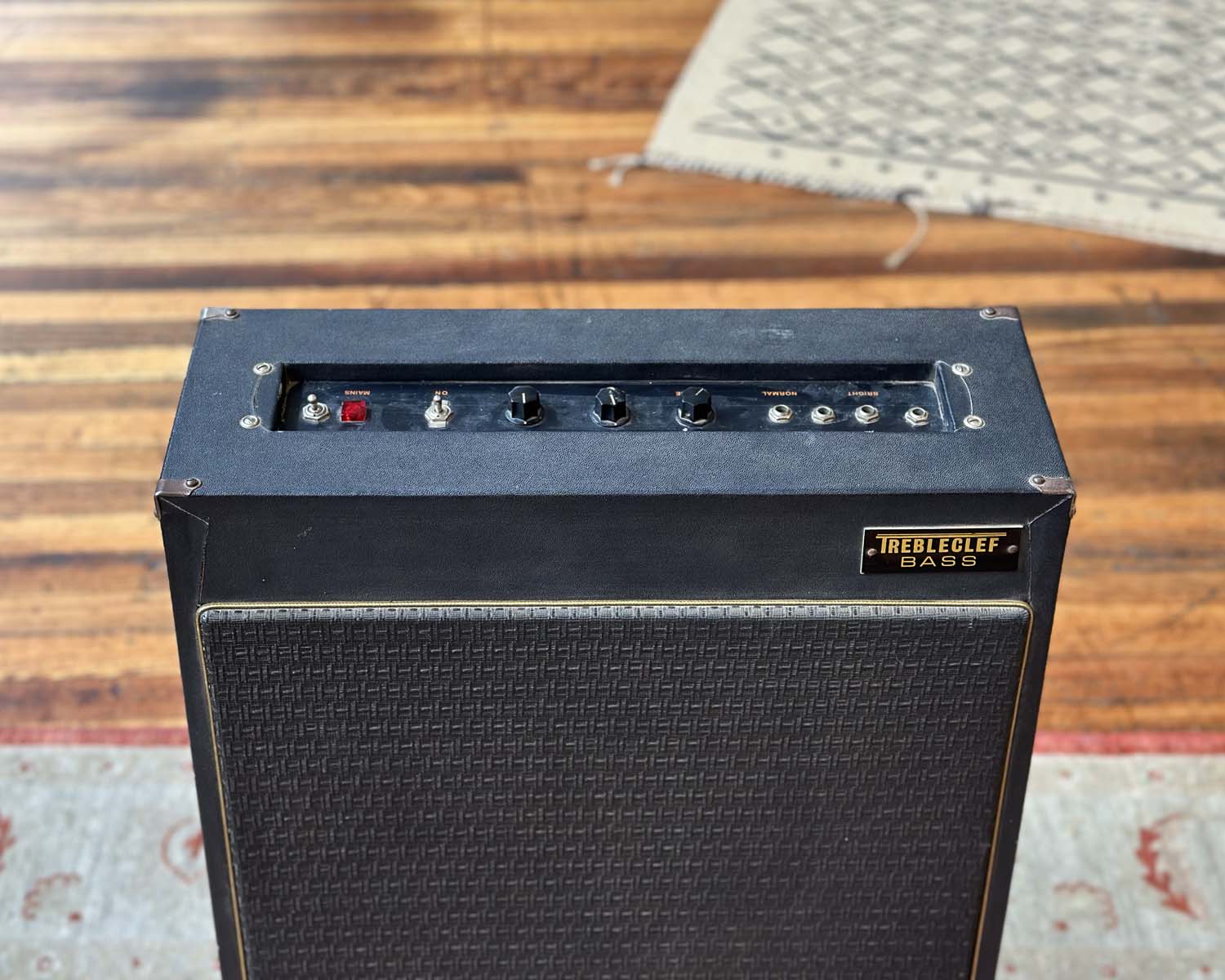 Treble Clef Junior 60 Watt 2X12" Bass Combo - Image 2
