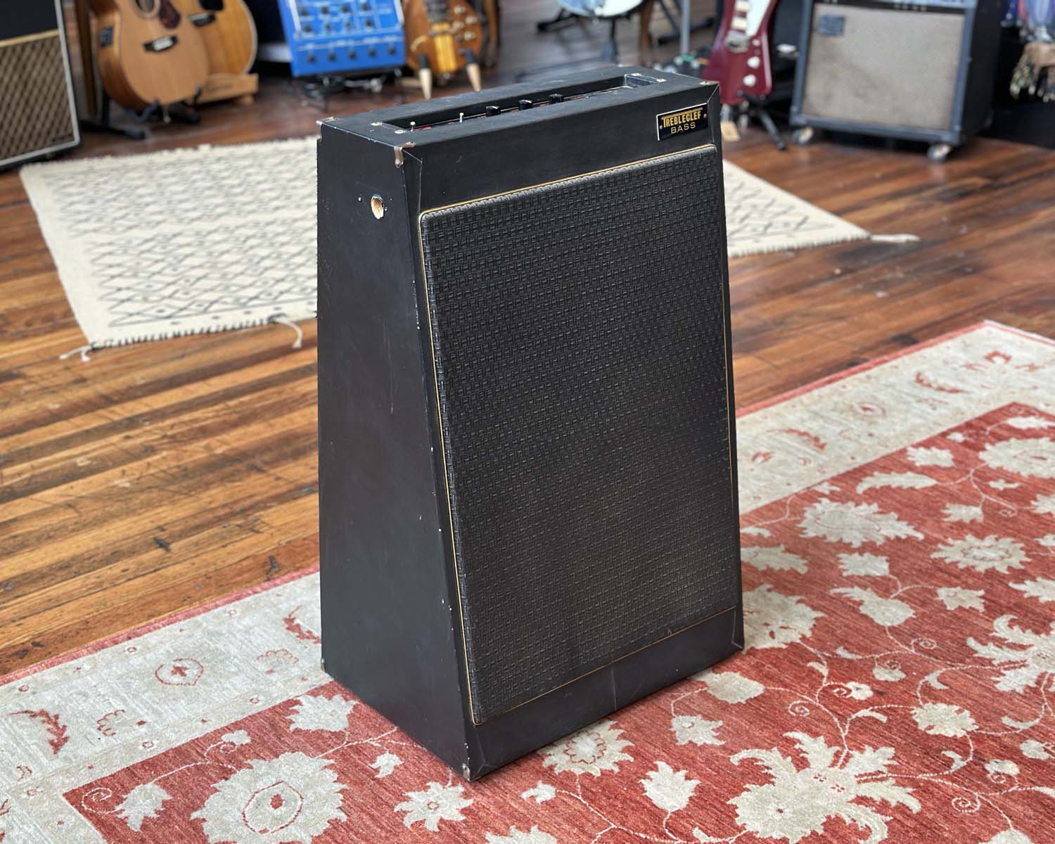 Treble Clef Junior 60 Watt 2X12" Bass Combo - Image 3