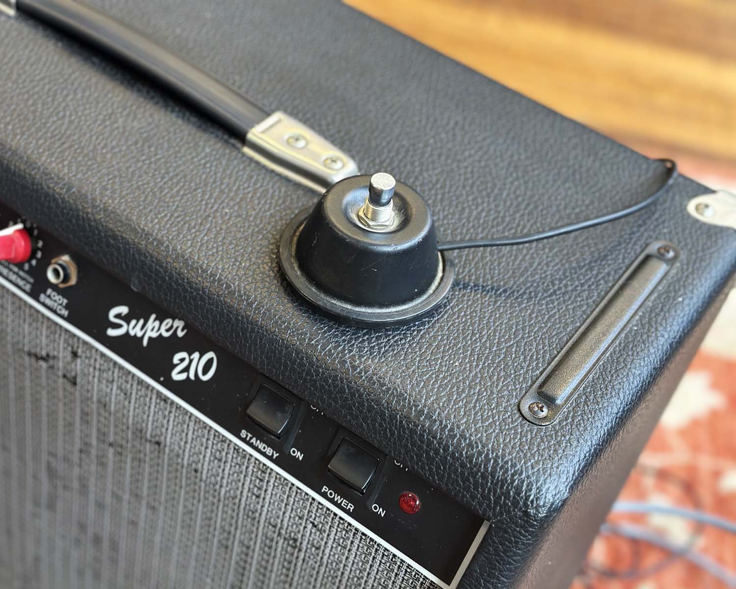 Early '90s Fender Super 210 60W 2-Channel Combo - Made in USA - Image 6