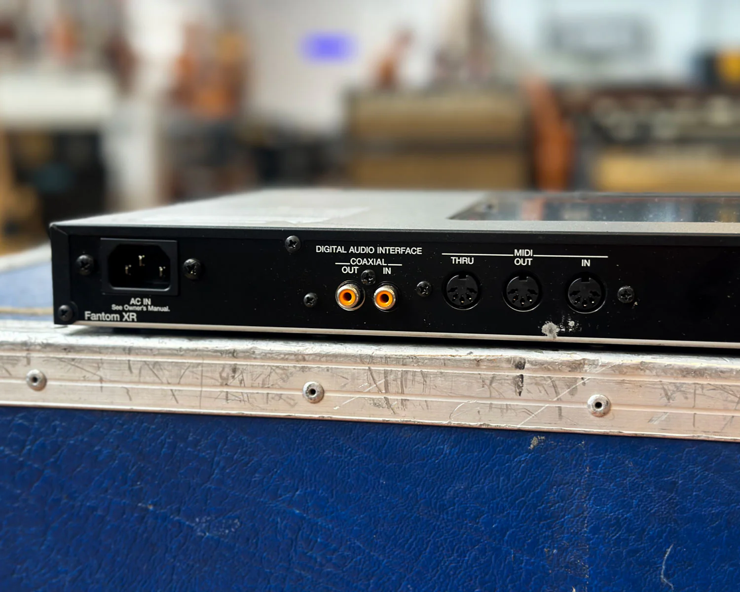 Roland Fantom XR Synthesizer / Sampler - Image 5