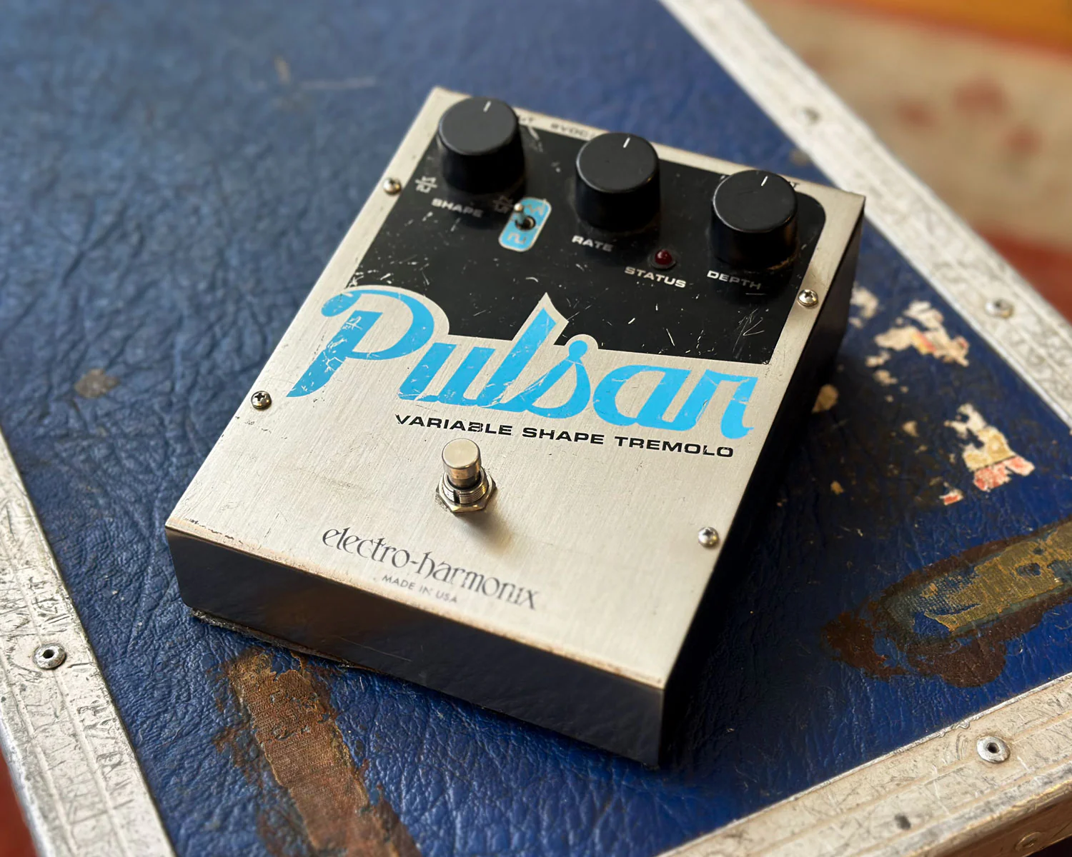 Electro Harmonix Pulsar Tremolo Pedal - Image 2