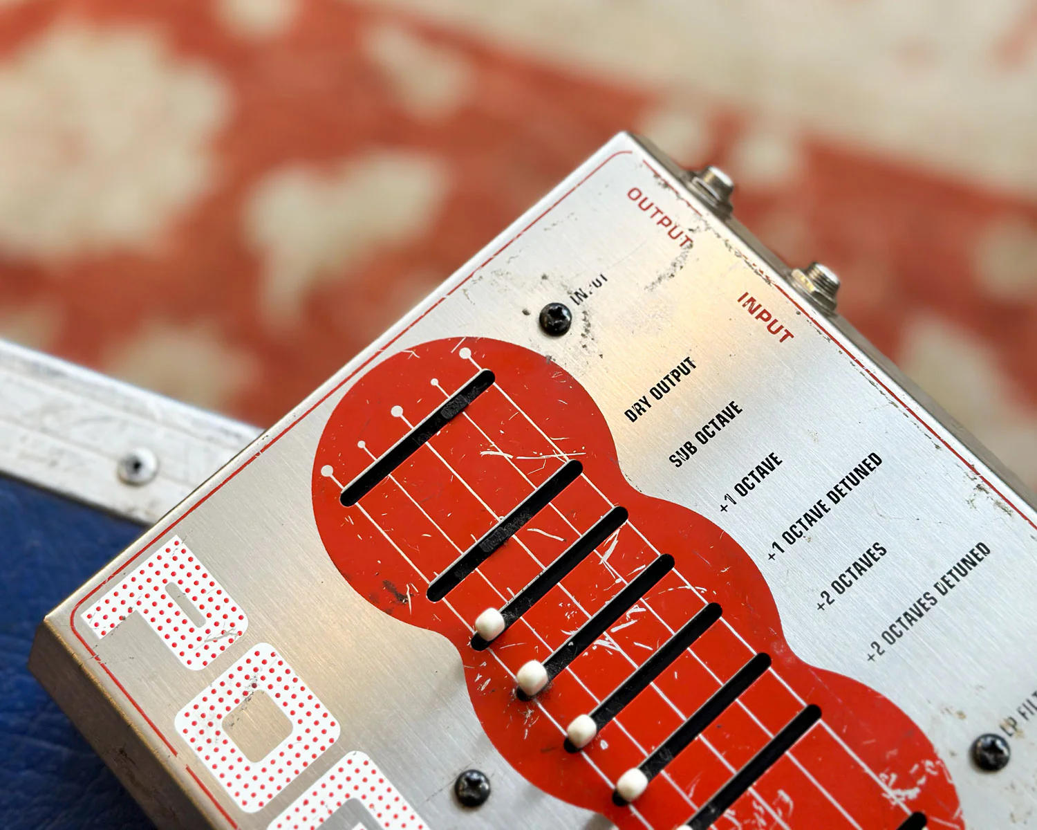 Electro Harmonix POG Polyphonic Octave Generator - Image 2
