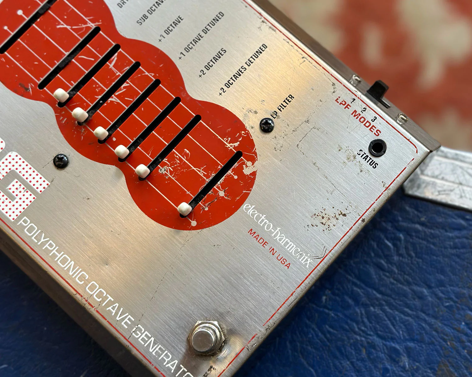 Electro Harmonix POG Polyphonic Octave Generator - Image 3