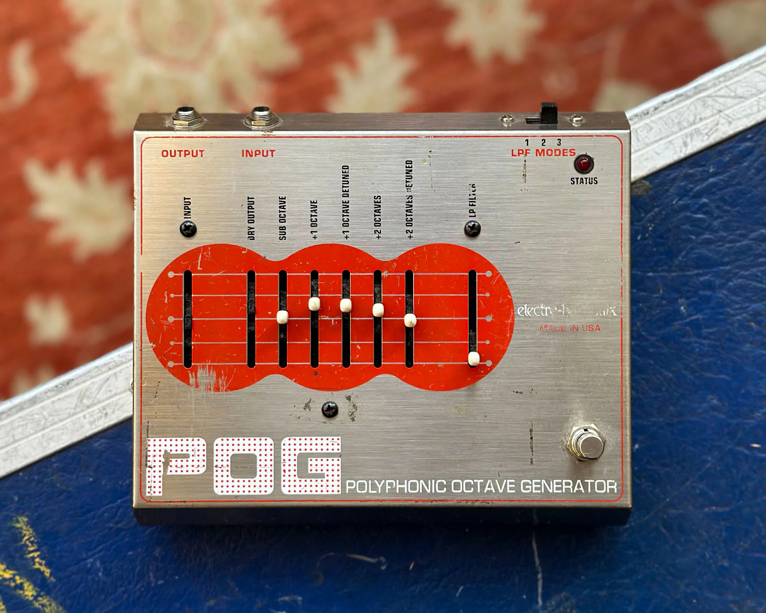 Electro Harmonix POG Polyphonic Octave Generator