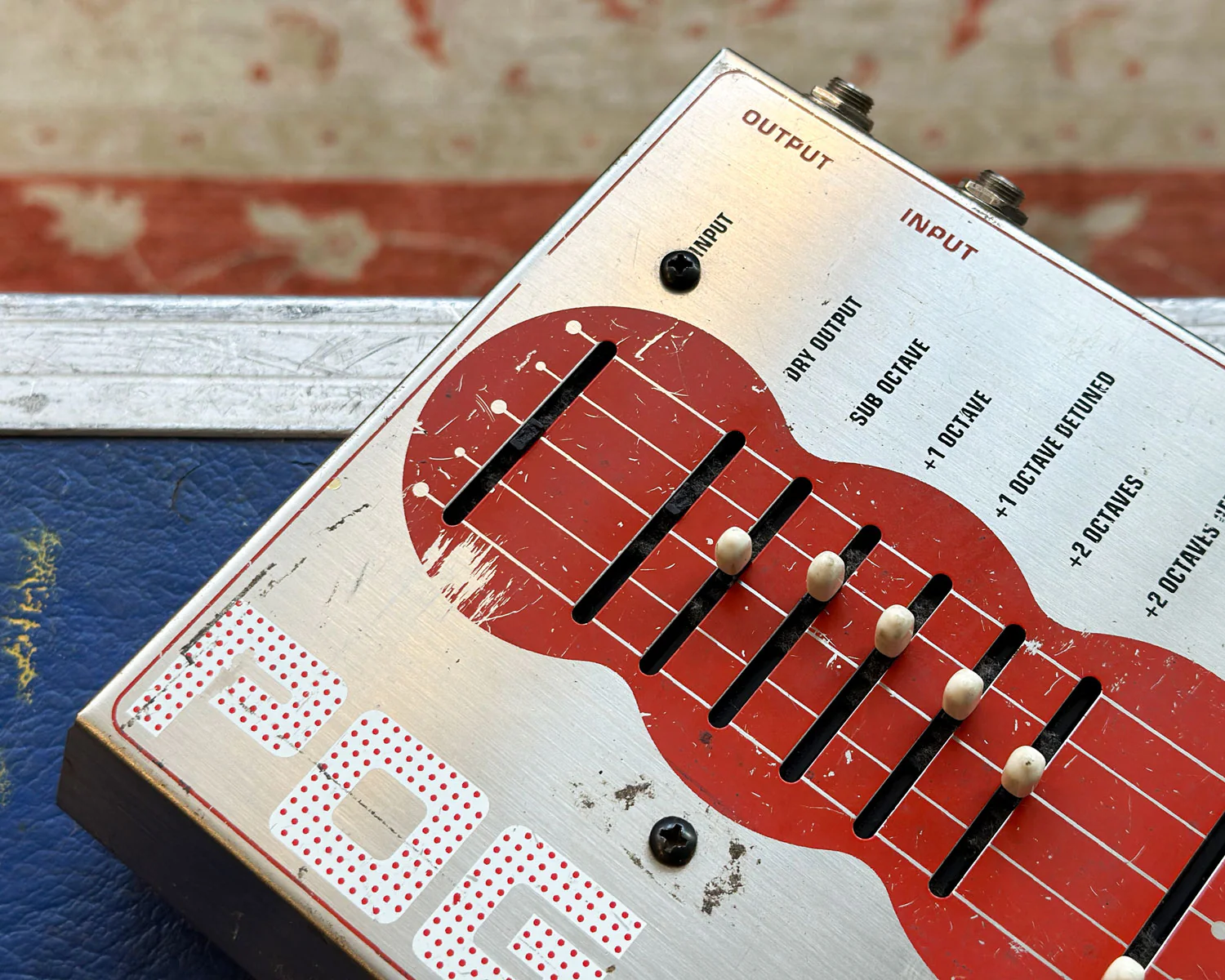 Electro Harmonix POG Polyphonic Octave Generator - Image 2
