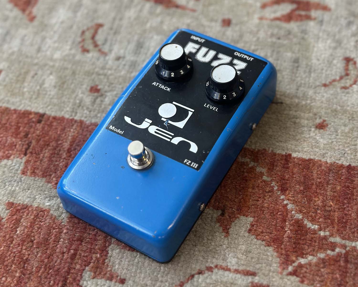 Jen FZIII Fuzz - Image 7