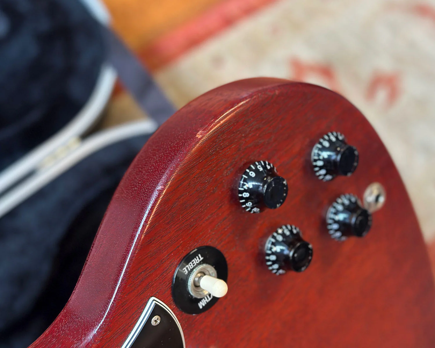 2009 Gibson SG Faded Cherry w/Gator Case - Image 13