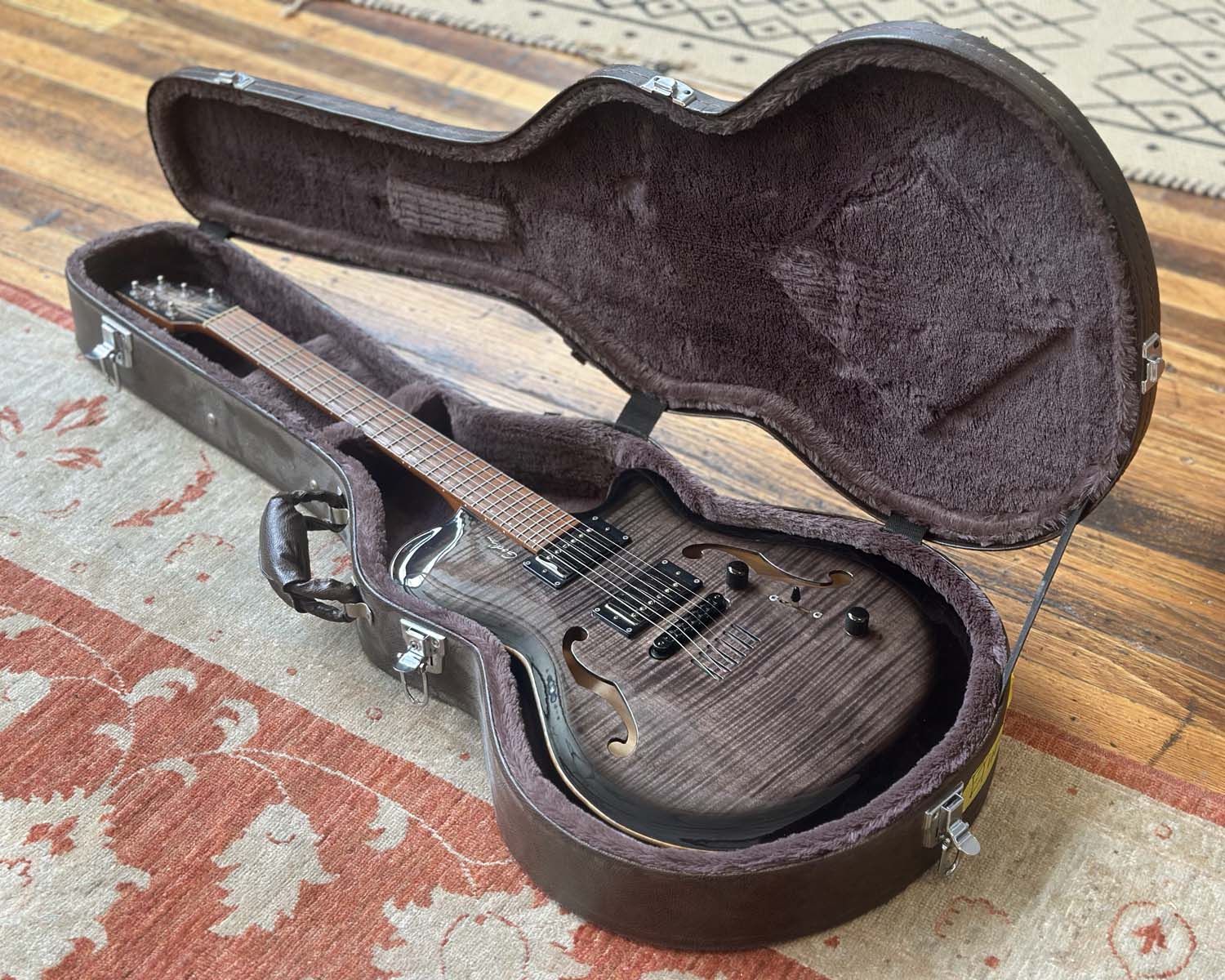 Godin Flat 5 Standard Semi-Hollowbody Electric - Image 10