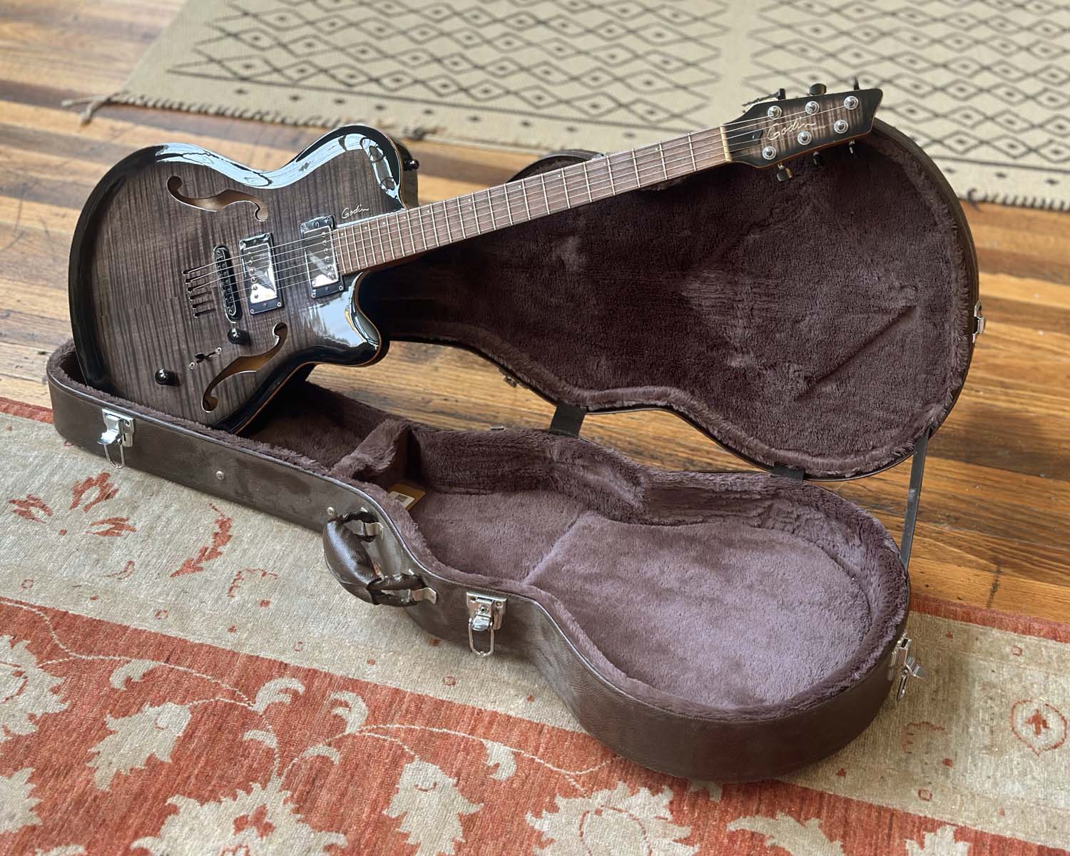Godin Flat 5 Standard Semi-Hollowbody Electric - Image 11