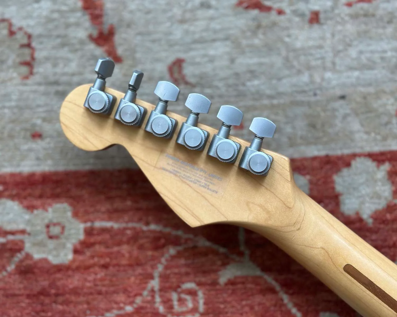 Fender Stratocaster Plus - Sunburst - Image 4