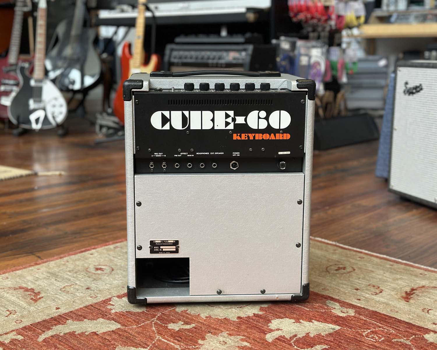 1980s Roland Cube-60 Keyboard Amplifier - Image 3