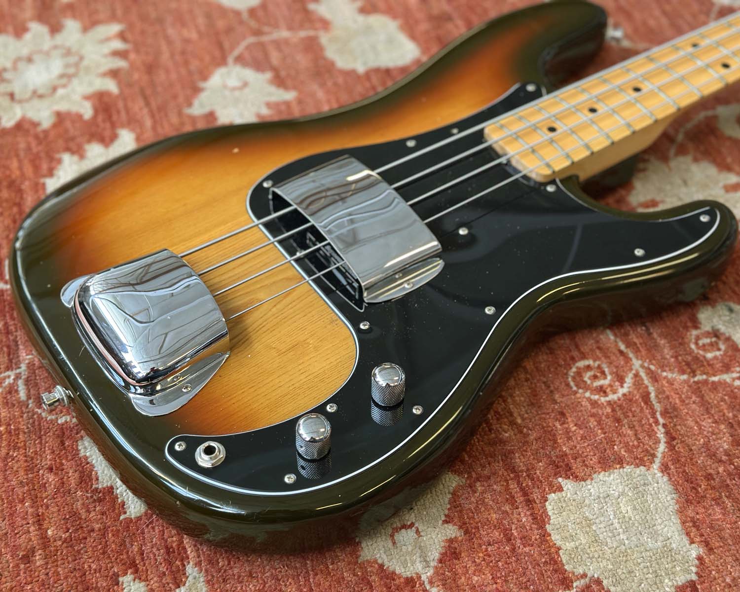 1979 Fender Precision Bass (5.2kg) - Image 3