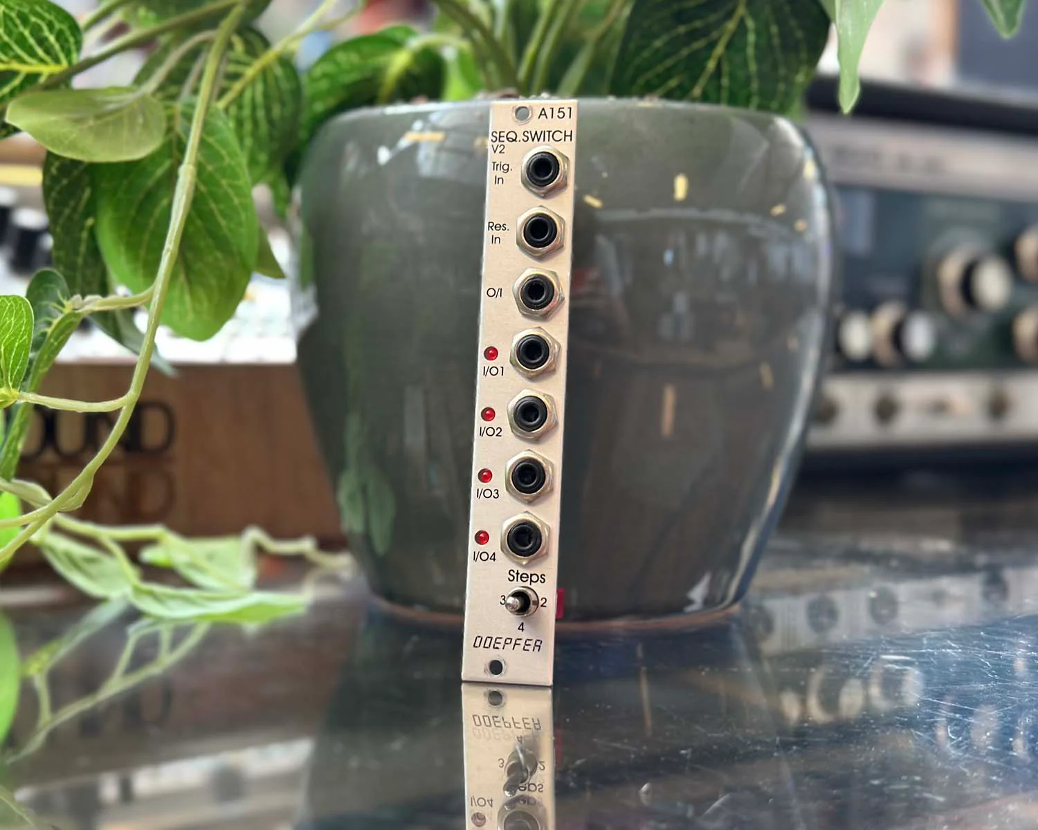 Doepfer A-151 Quad Sequential Switch