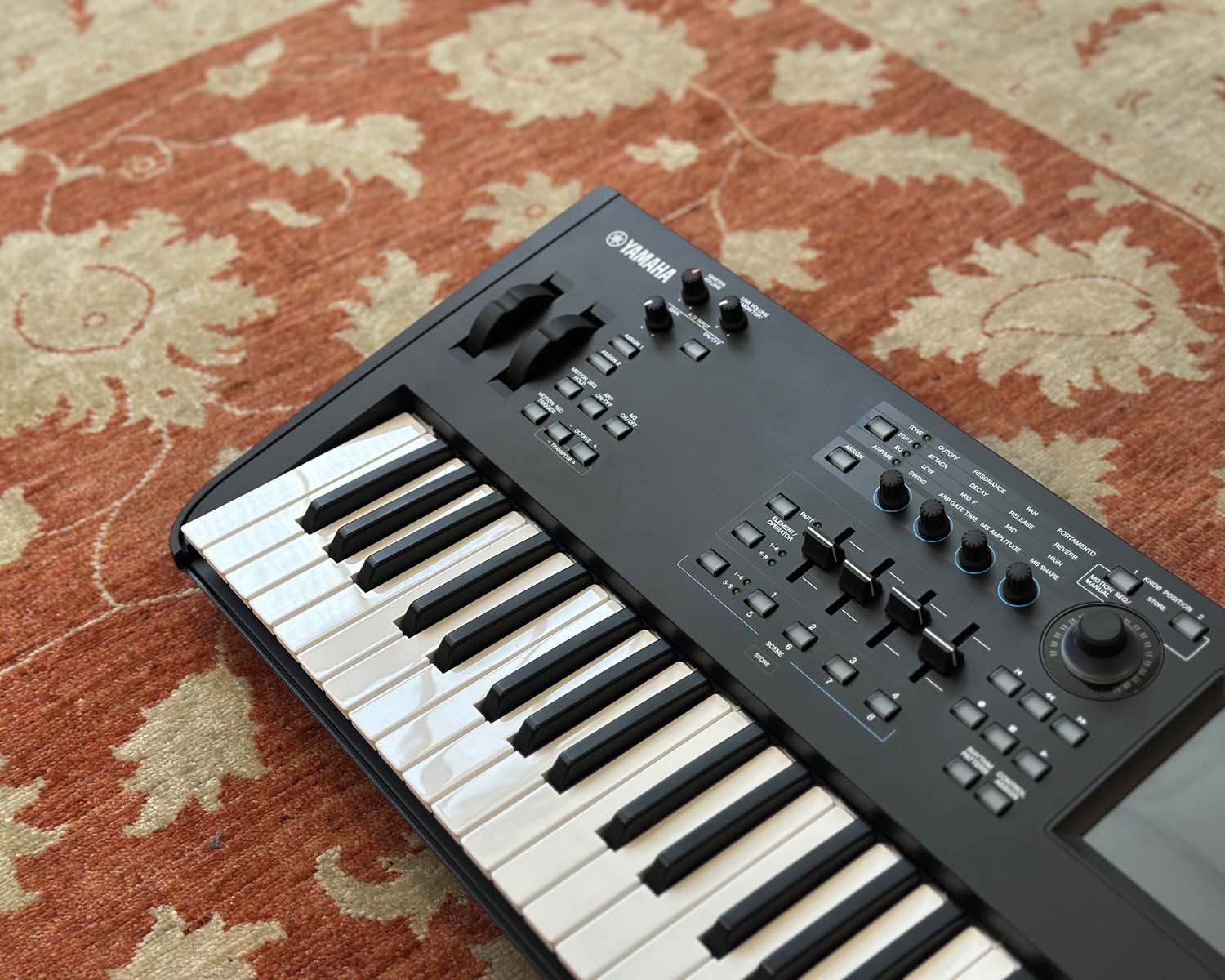 YAMAHA MODx7 Music Synthesizer - Image 5