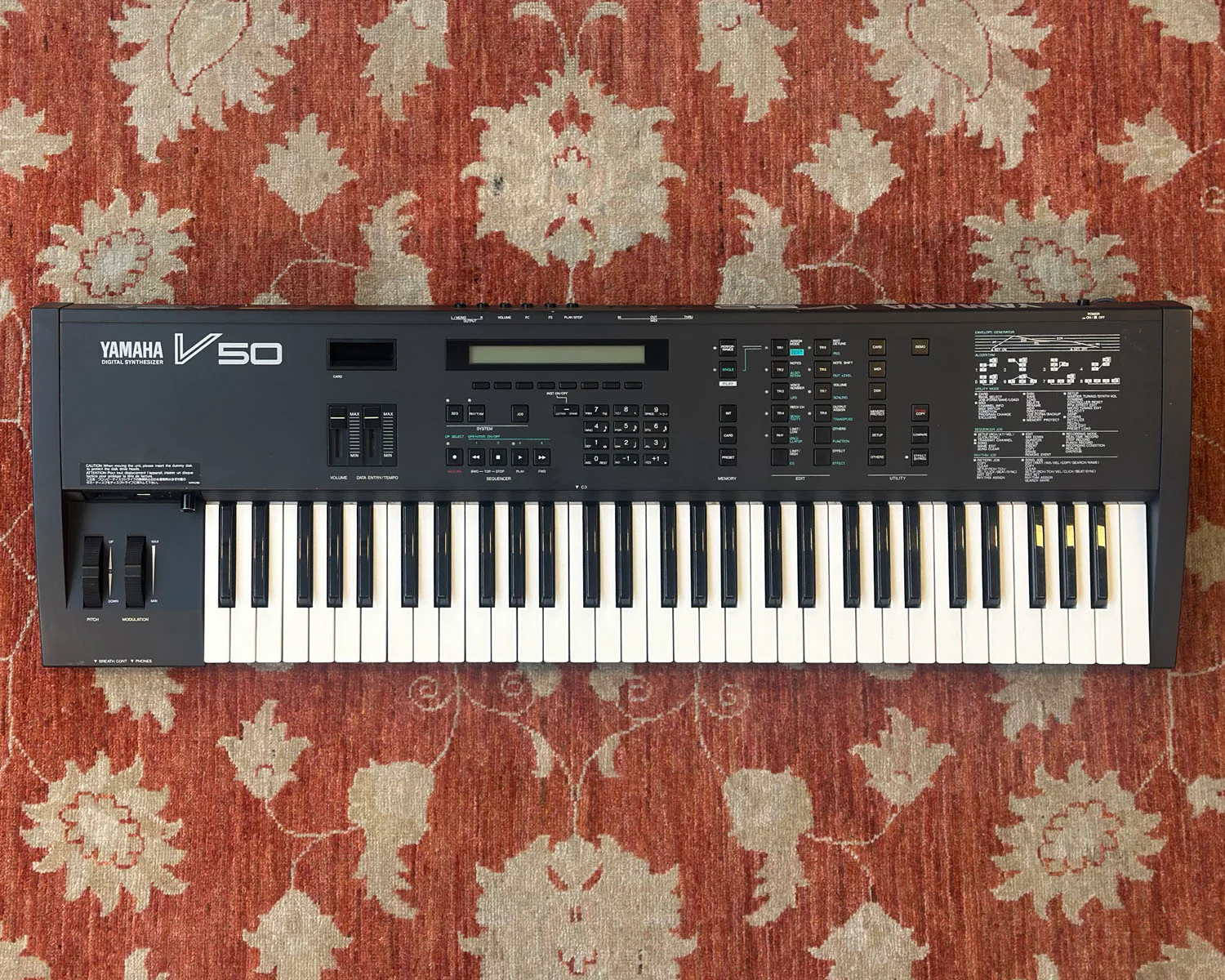 YAMAHA V50 4-Operator Digital FM Synthesizer Workstation
