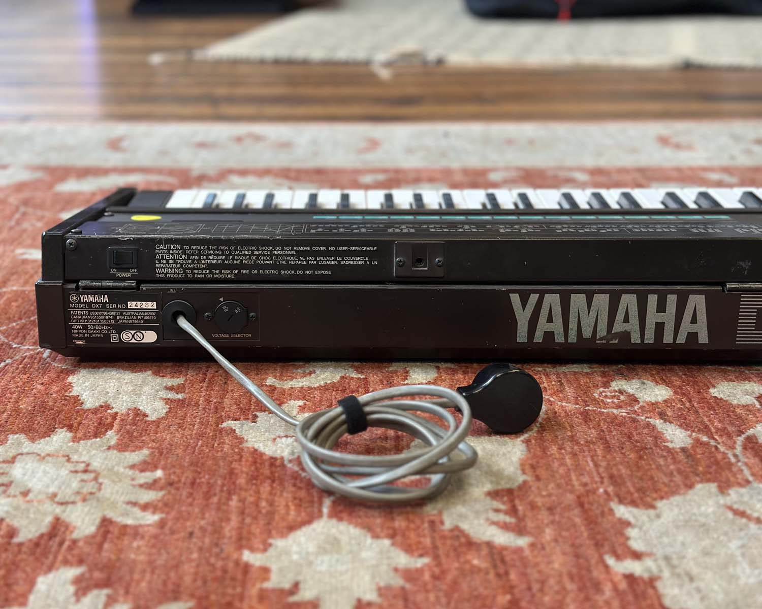 YAMAHA DX7 Digital Programmable Algorithm Synthesiser - Image 5