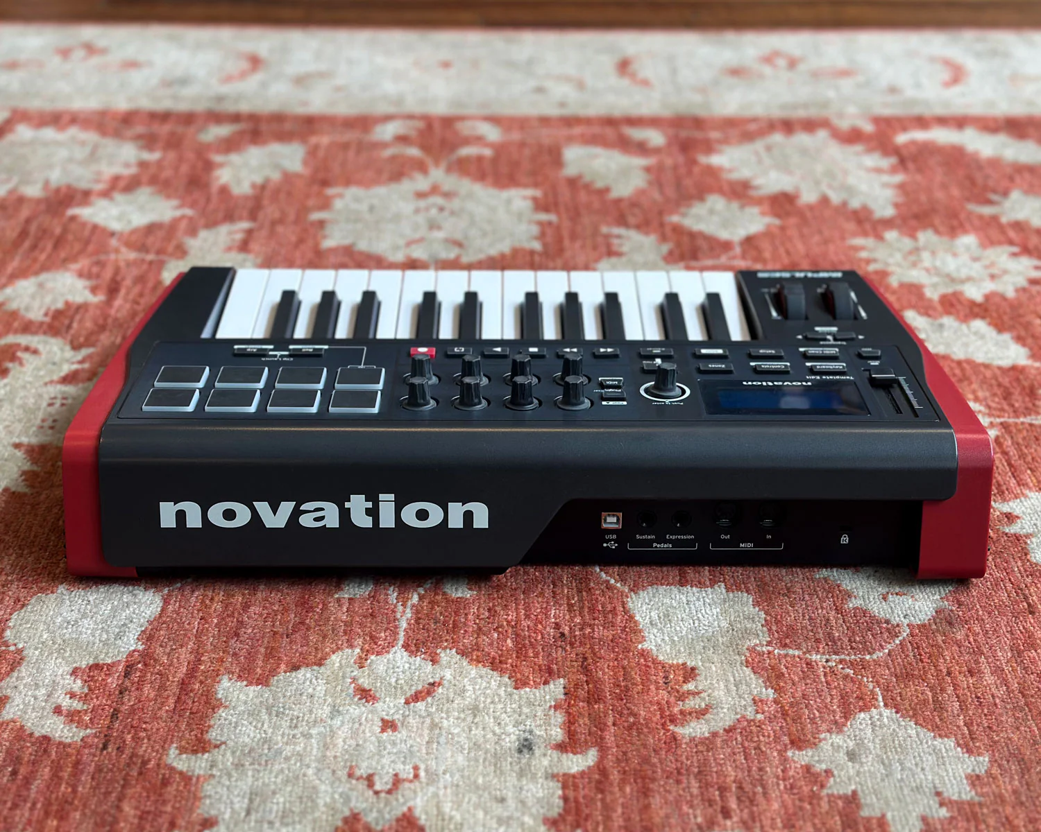 Novation Impulse 25 USB MIDI Controller - Image 3