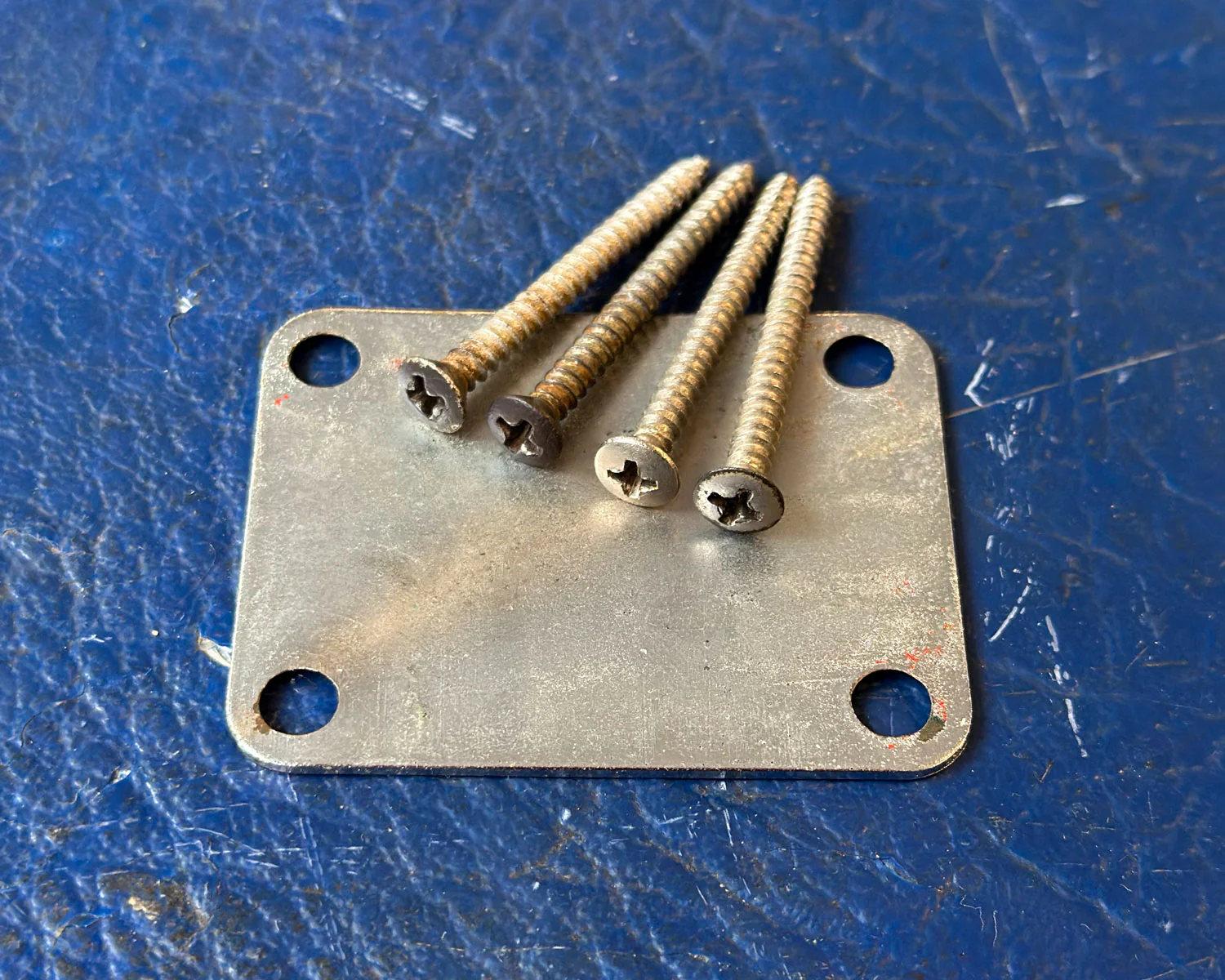 Original 1959 Fender Neckplate for Stratocaster, Telecaster, Jazzmaster, Precision Bass, Mustang w/ Full Thread Mounting Screws - Serial #38631 - Image 3