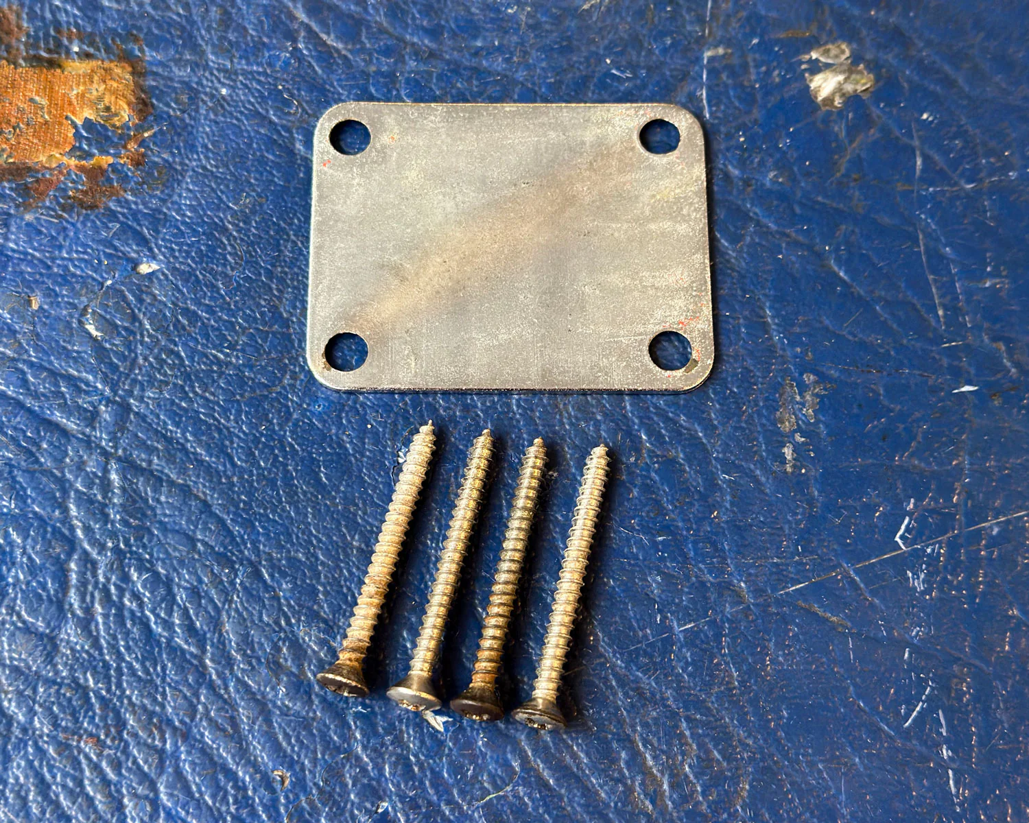 Original 1959 Fender Neckplate for Stratocaster, Telecaster, Jazzmaster, Precision Bass, Mustang w/ Full Thread Mounting Screws - Serial #38631 - Image 4