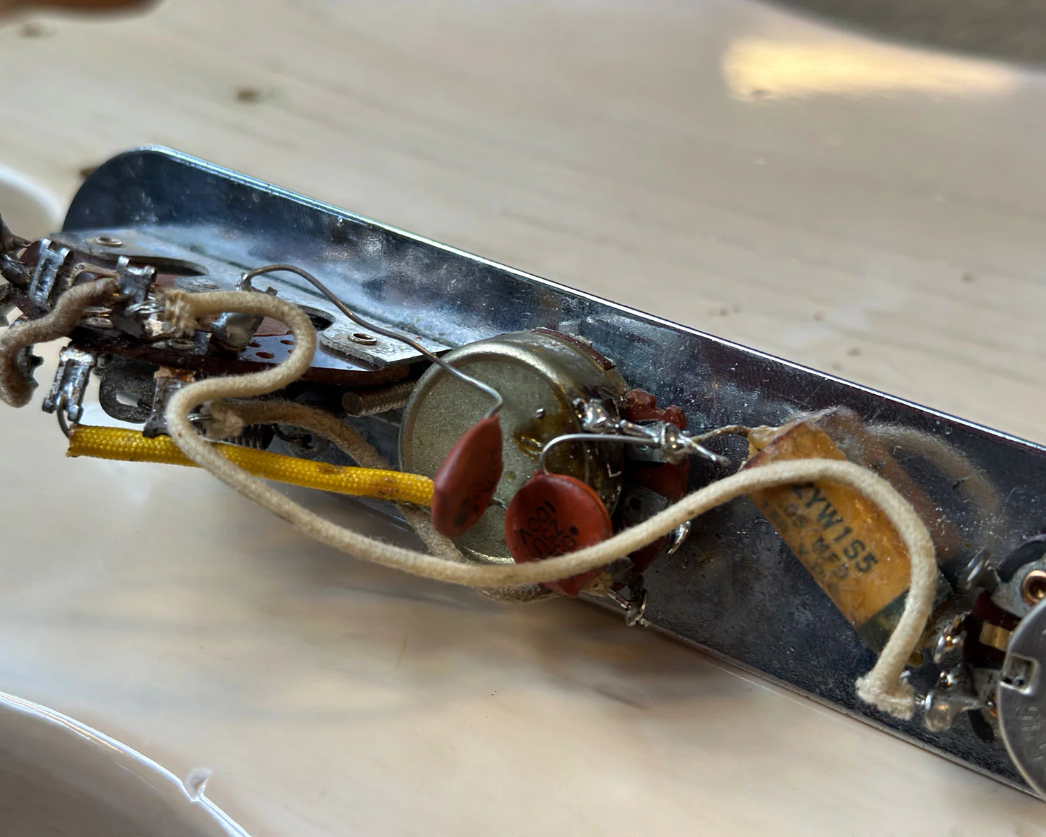 Fender 1959 Esquire Loaded Control Plate w/ Wiring Harness, Pots and Switch - Image 8