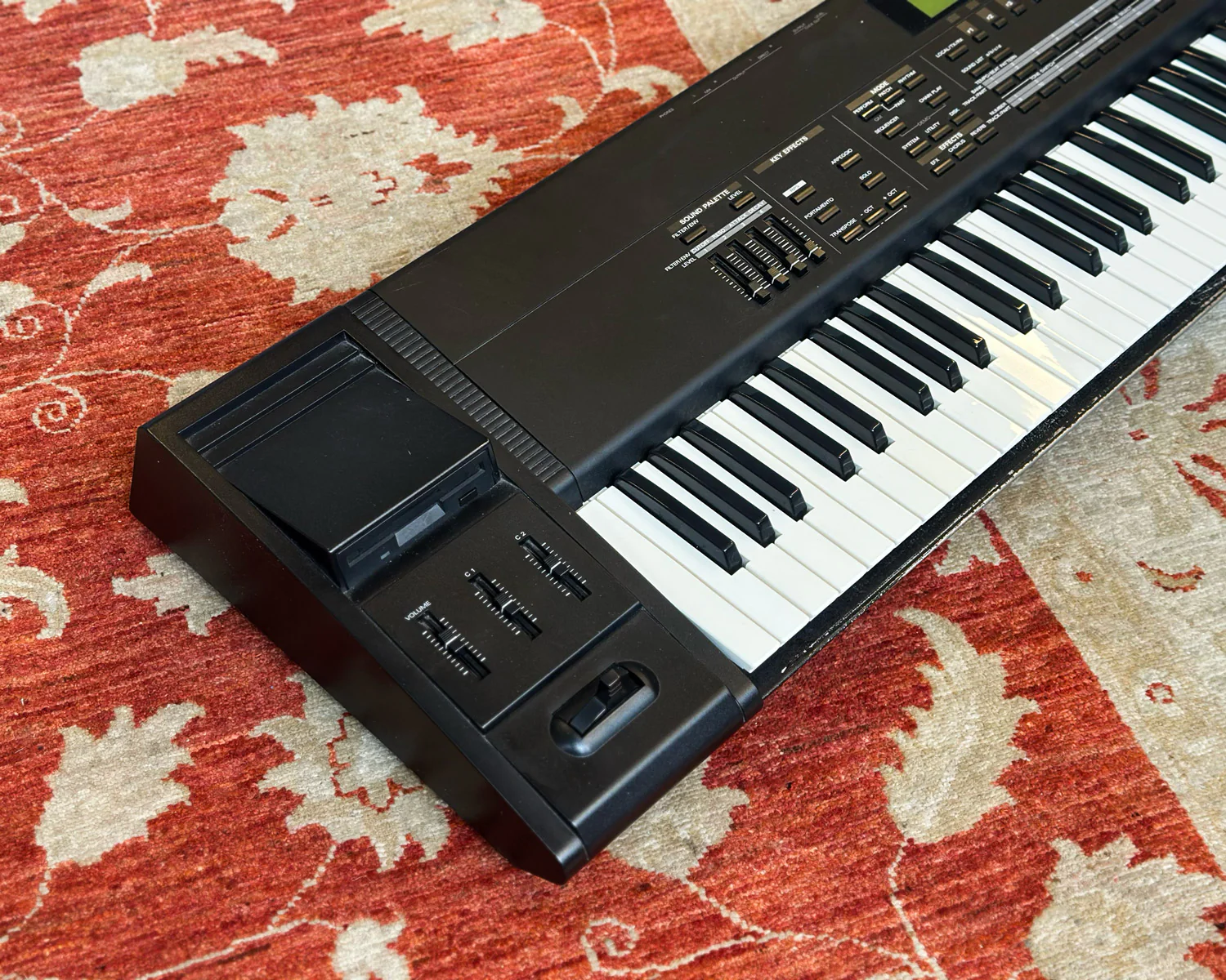 Roland XP-80 - Image 2