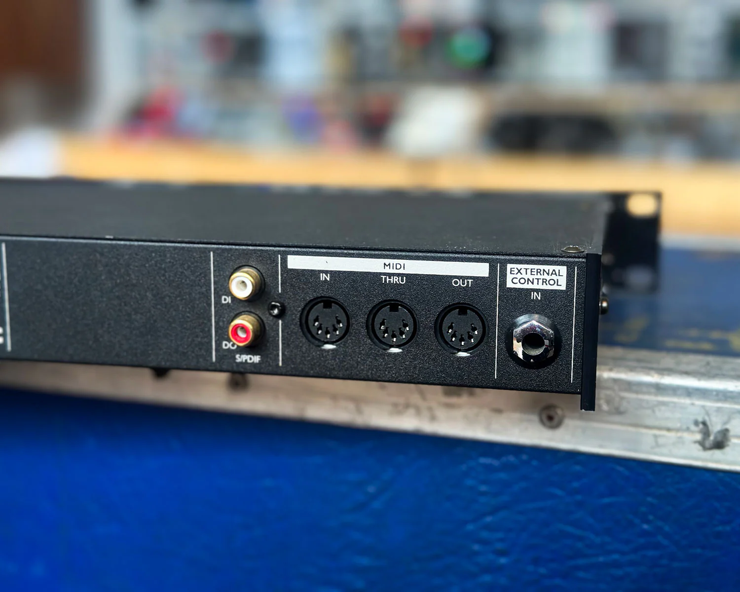 TC Electronic G-Force Multi Effects Processor - Image 5