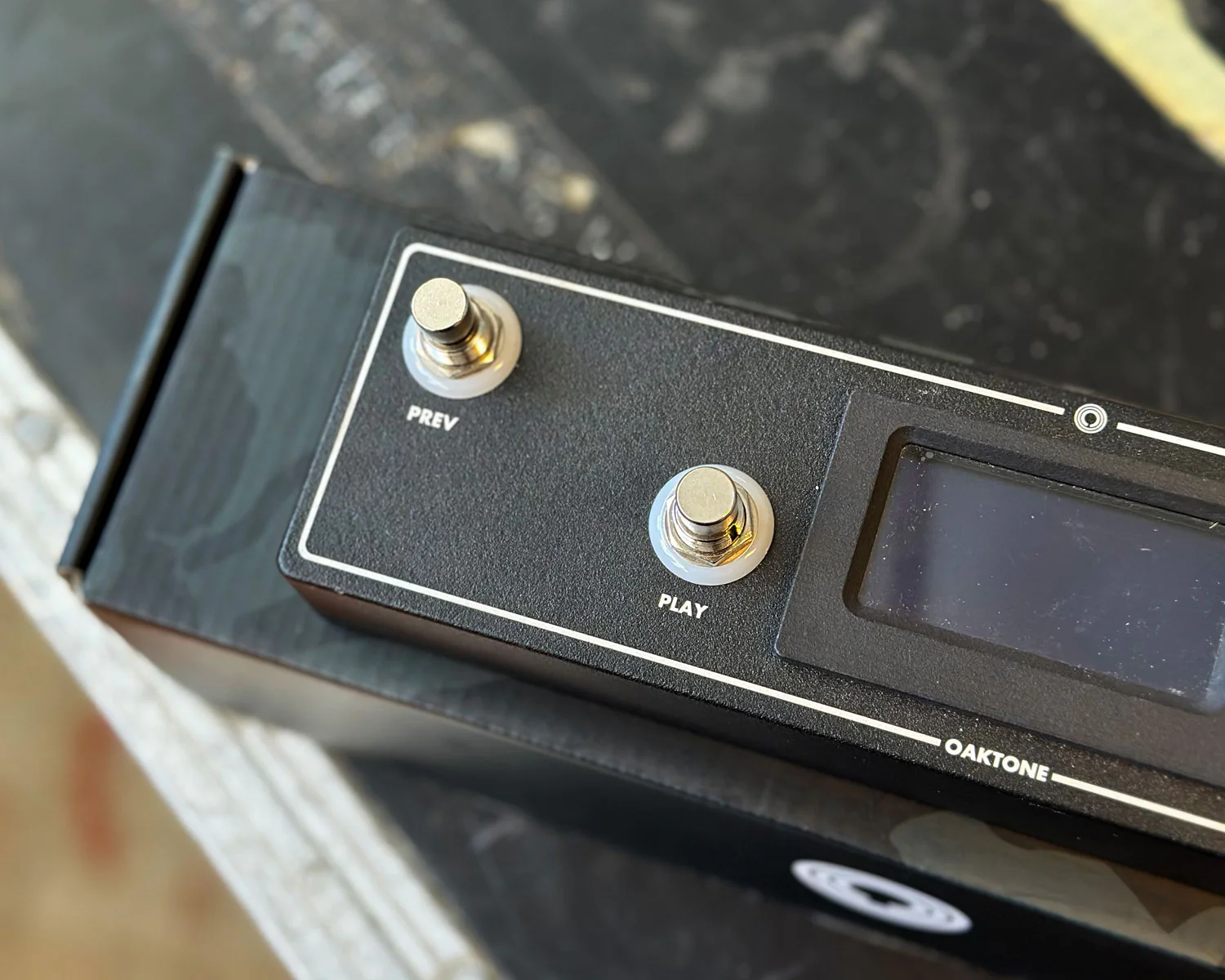Oaktone Floor Vista MIDI Footswitch Controller - Image 2