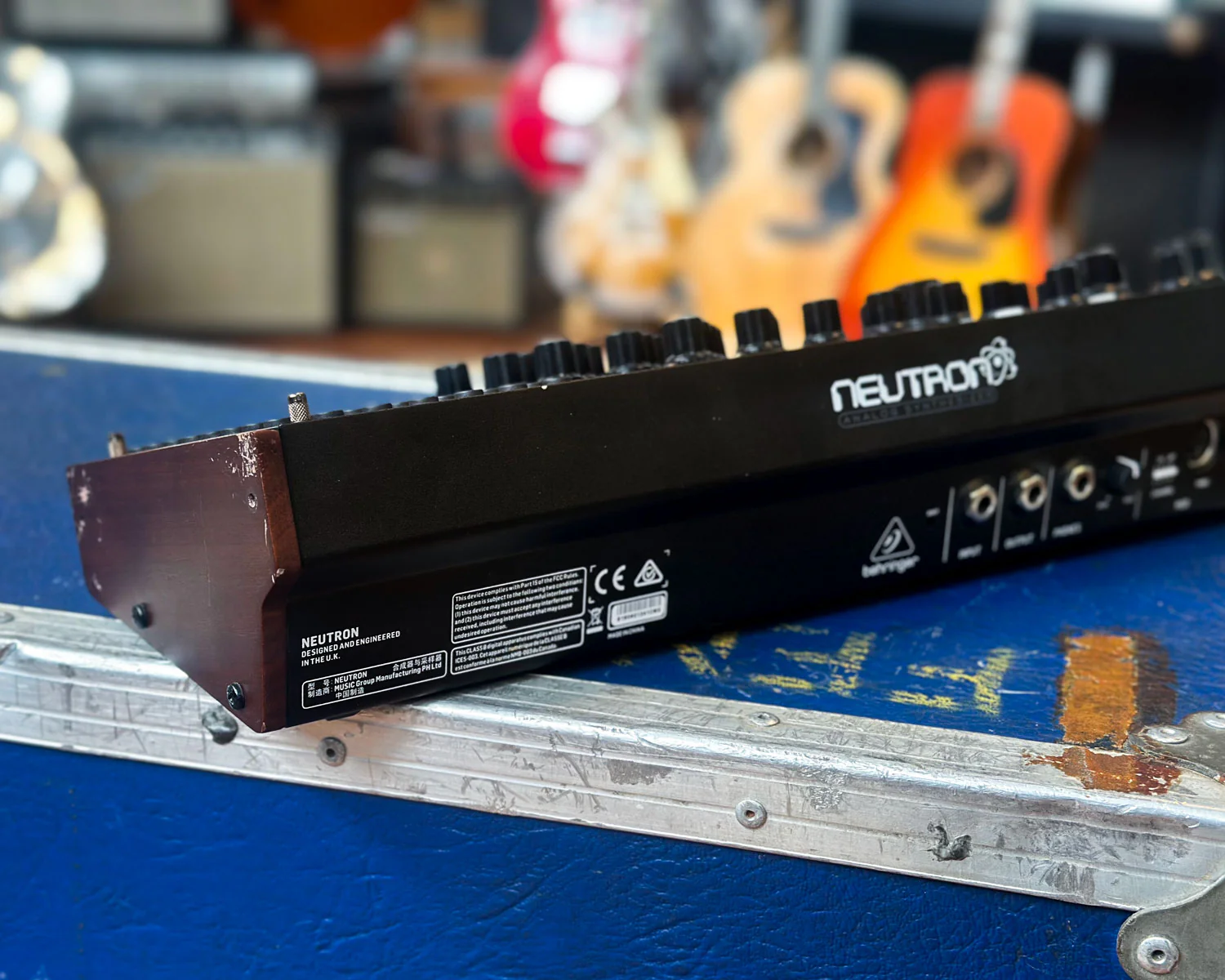 Behringer Neutron Synthesiser - Image 4