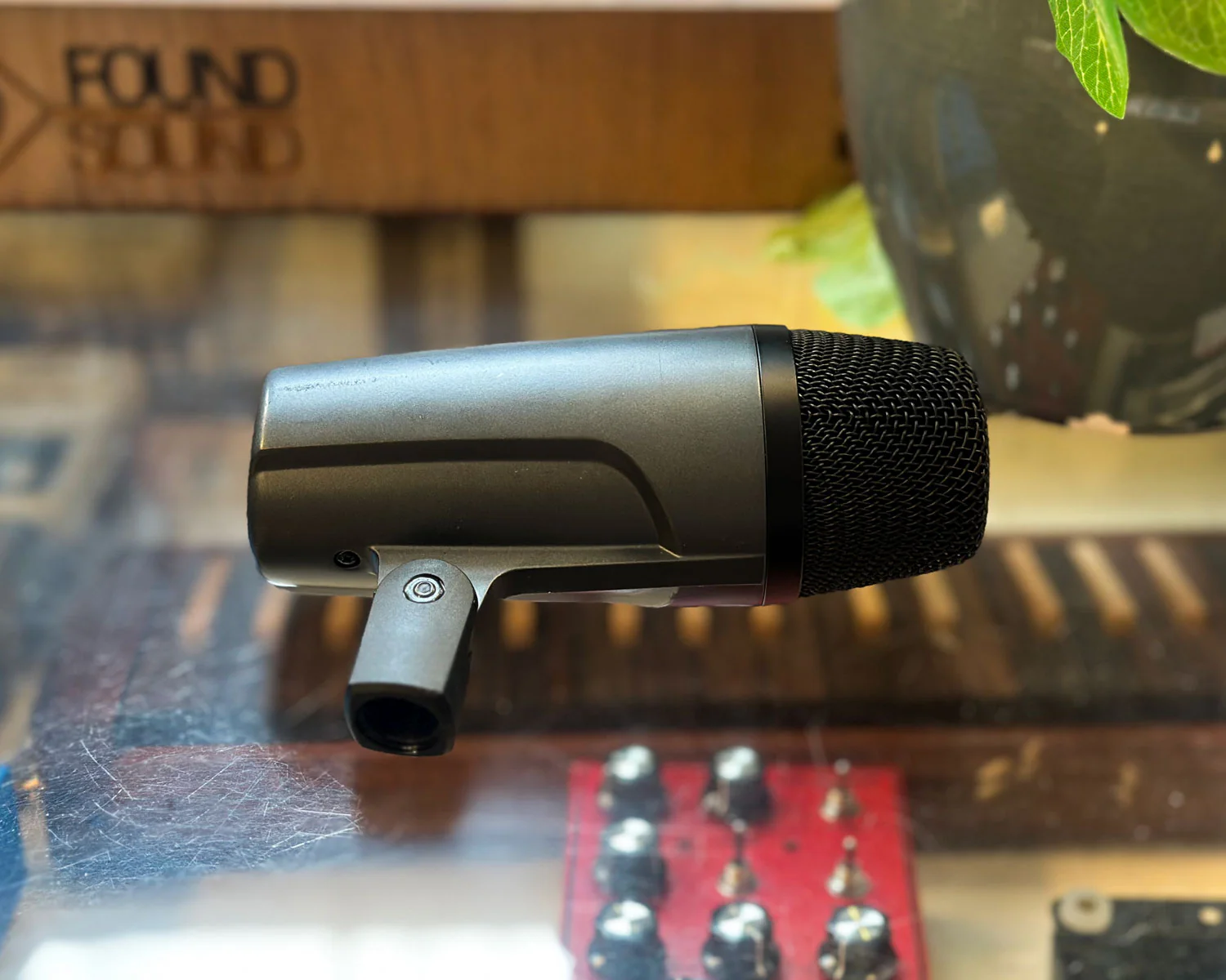 Sennheiser E602-II Dynamic Microphone - Image 2