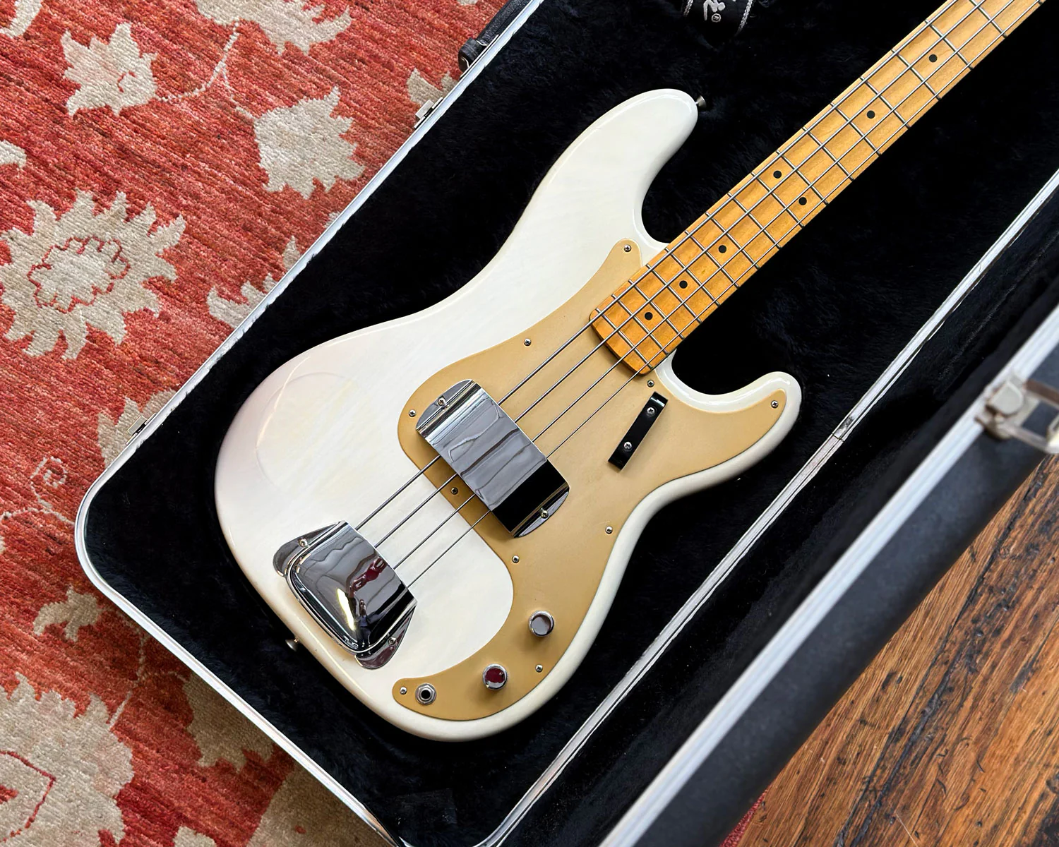 2008 Fender American Vintage '57 Precision Bass - White Gold - Image 11